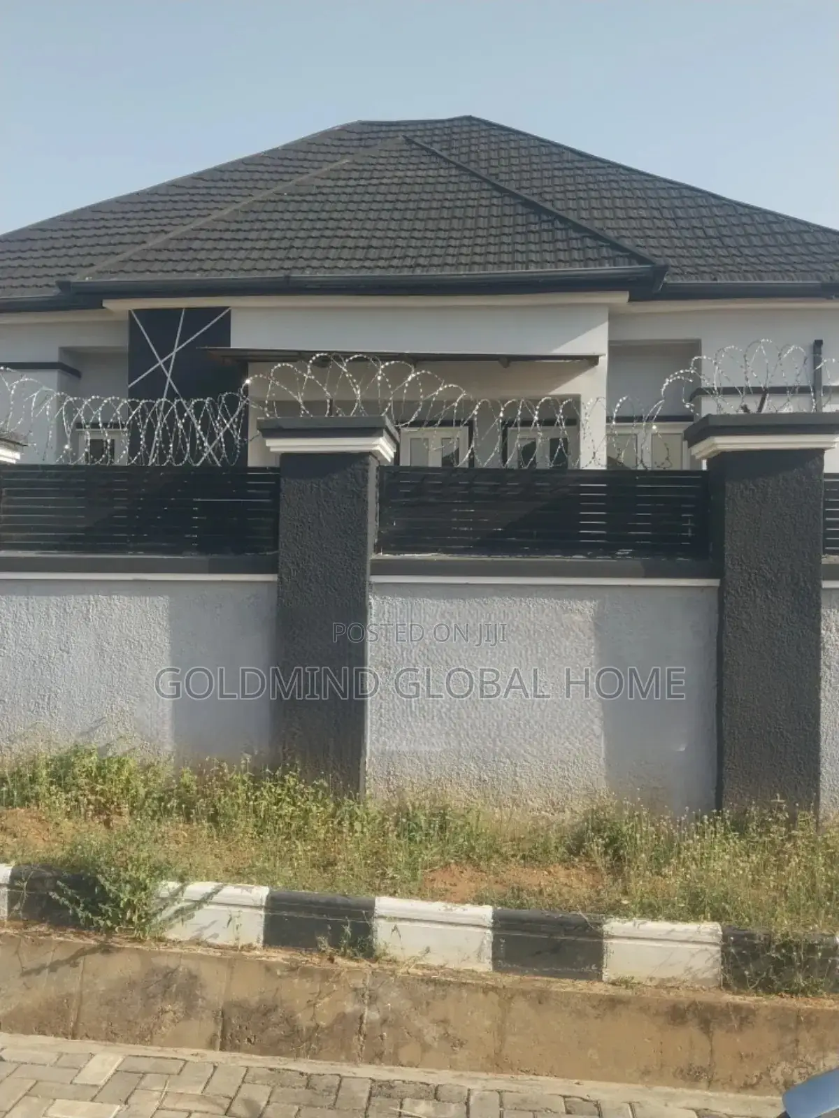 3bdrm Bungalow in Efab Verizon, Life Camp for sale in Life Camp