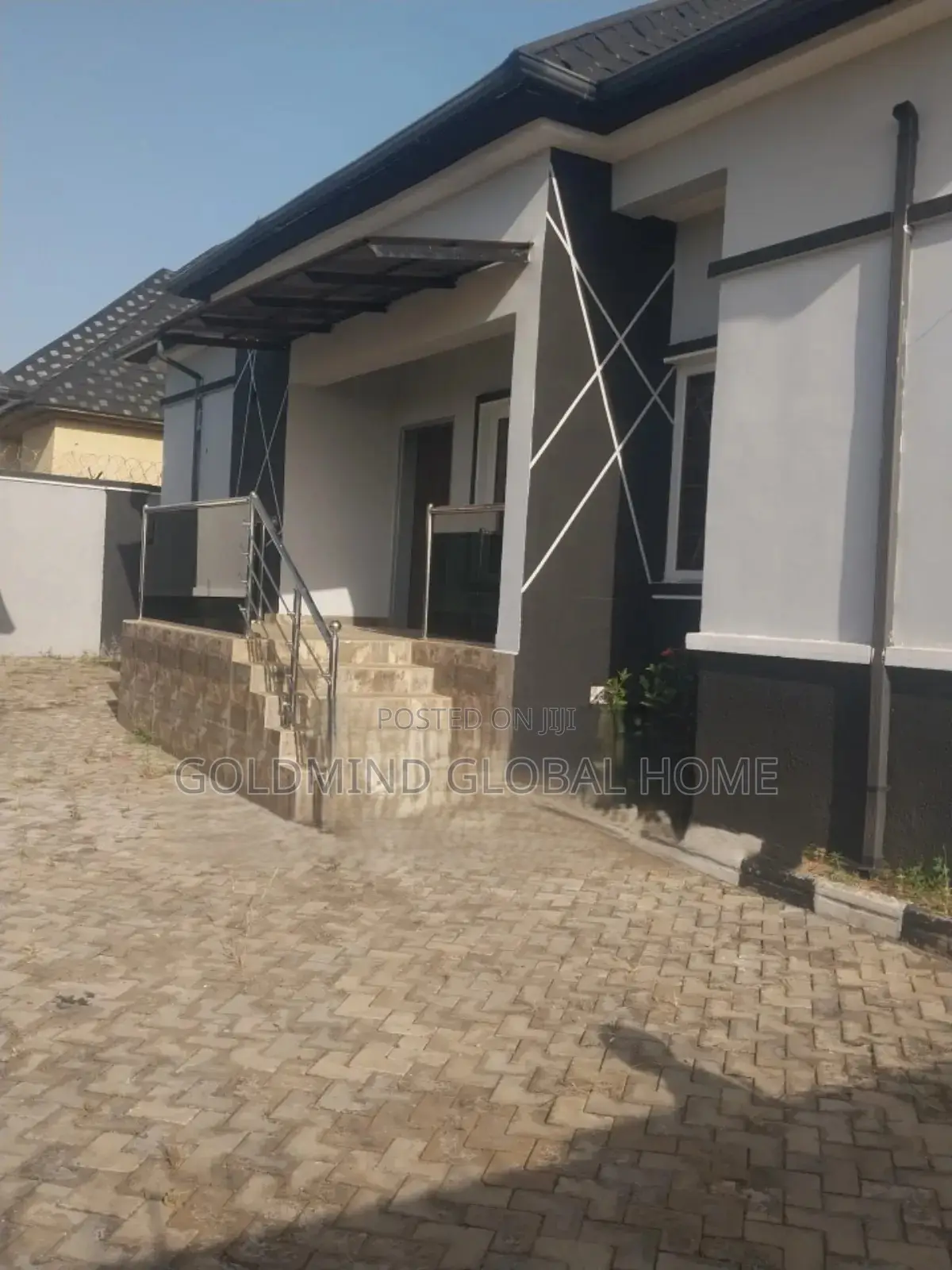 3bdrm Bungalow in Efab Verizon, Life Camp for sale in Life Camp