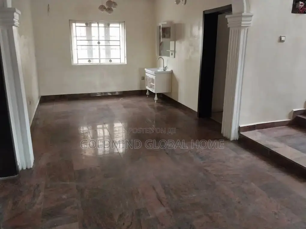 4bdrm Duplex in Gwarinpa., Life Camp for sale in Life Camp