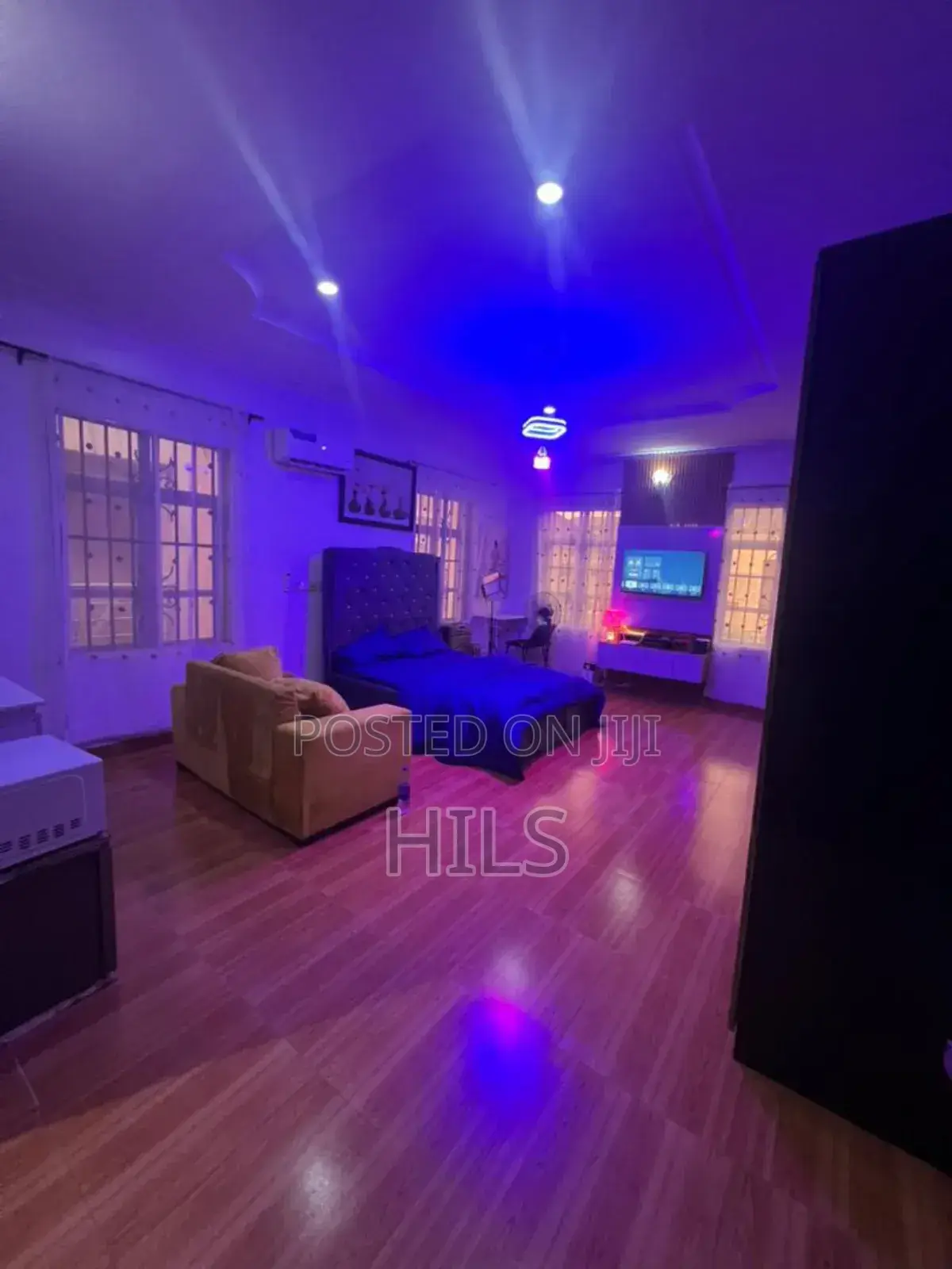 Furnished Studio Apartment in Chevron for rent in Chevron