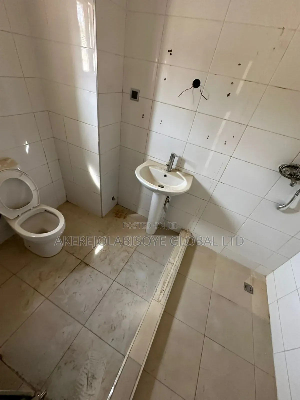 3bdrm Apartment in Jahi Gilmore Abuja for sale in Jahi