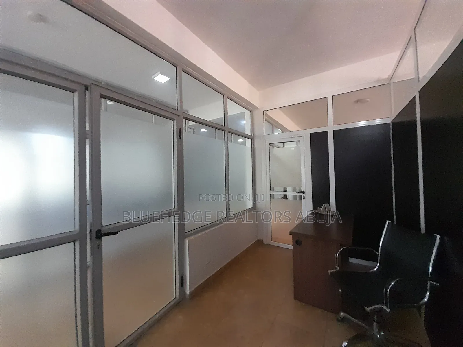 Spacious 110sqm Open-Plan Office in Central Business District