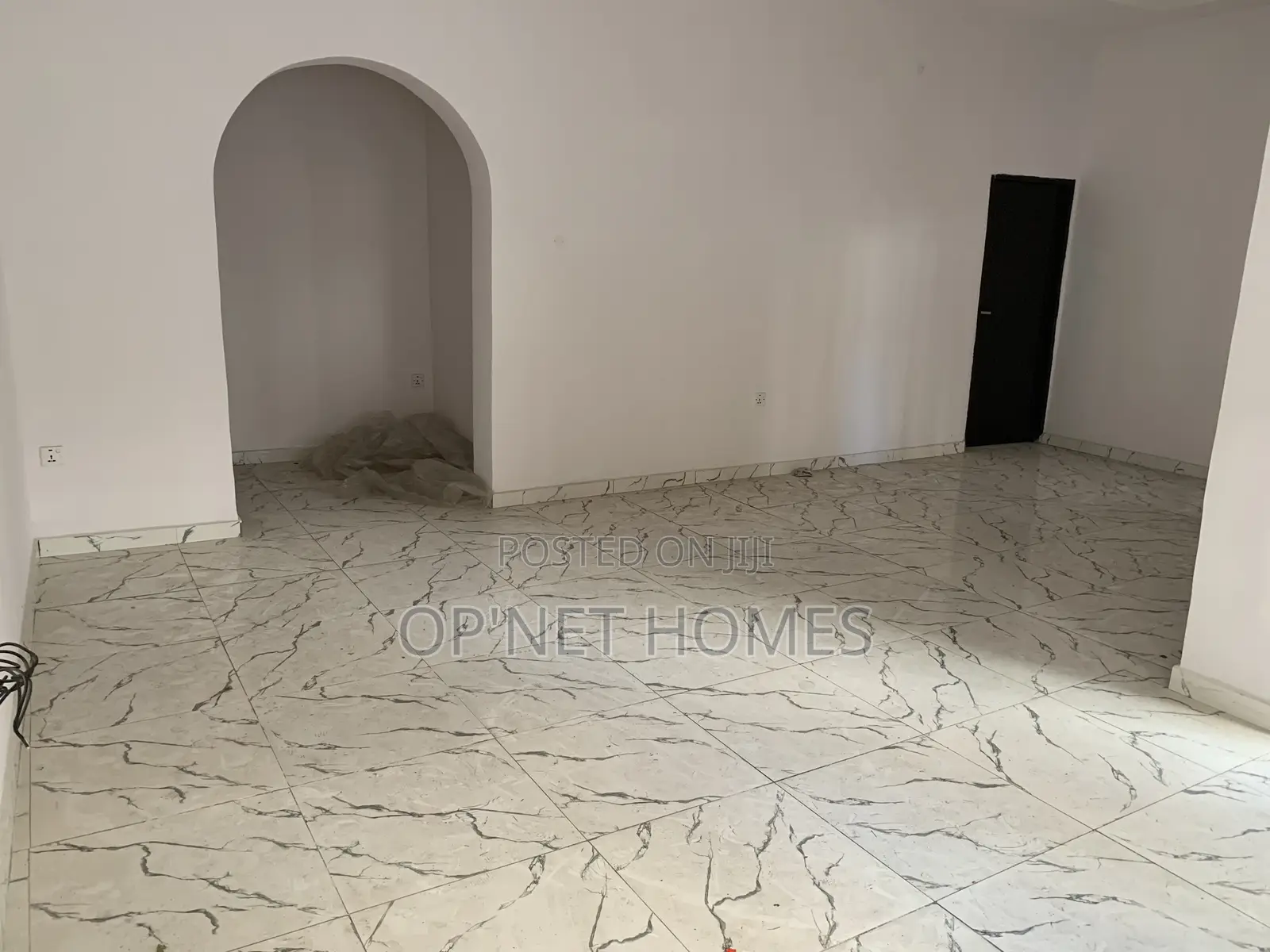 3bdrm Apartment in Bridge Gate Estate, Lekki for rent in Lekki