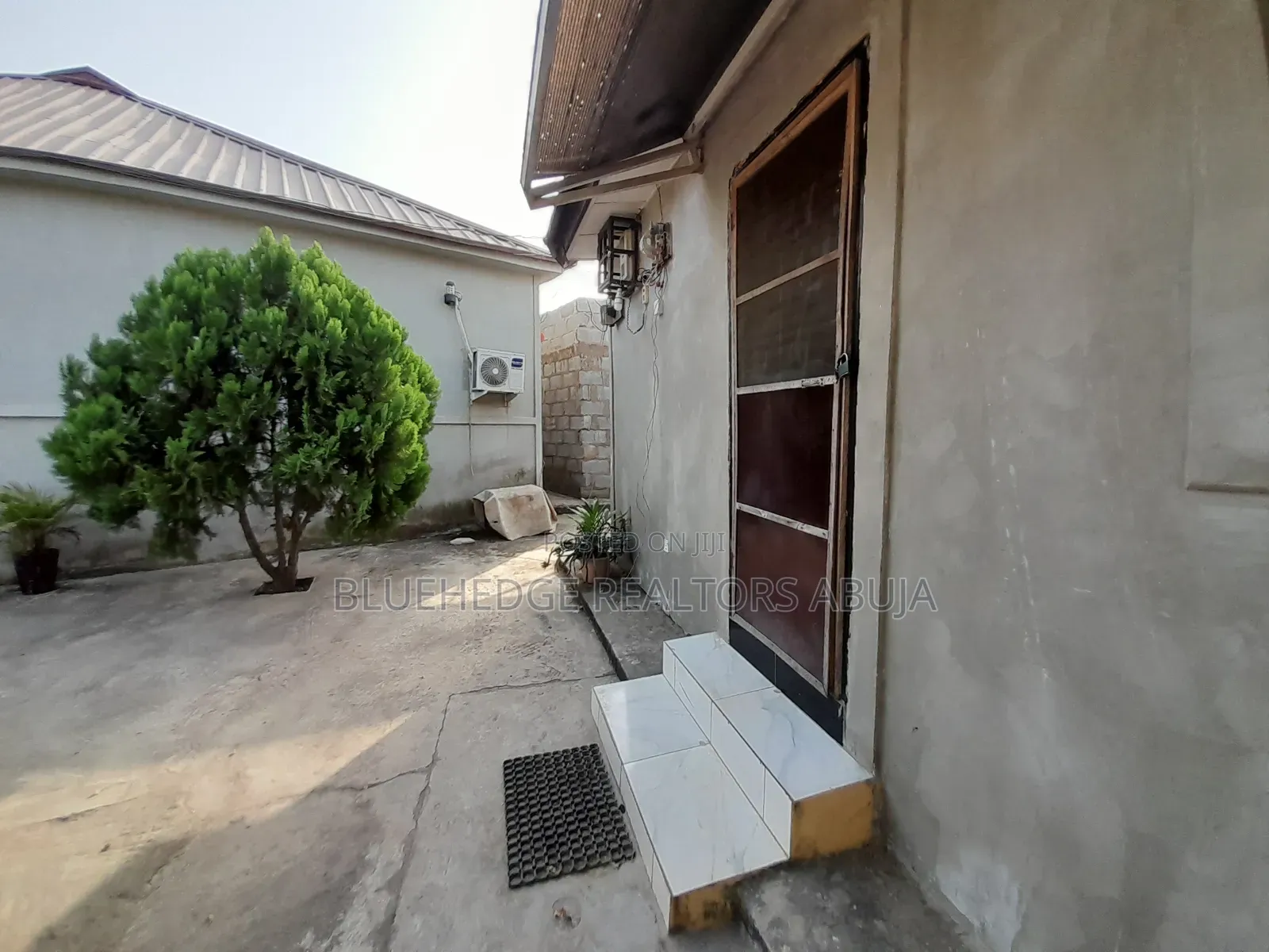 2bdrm Bungalow in Estate, Kubwa for sale in Kubwa