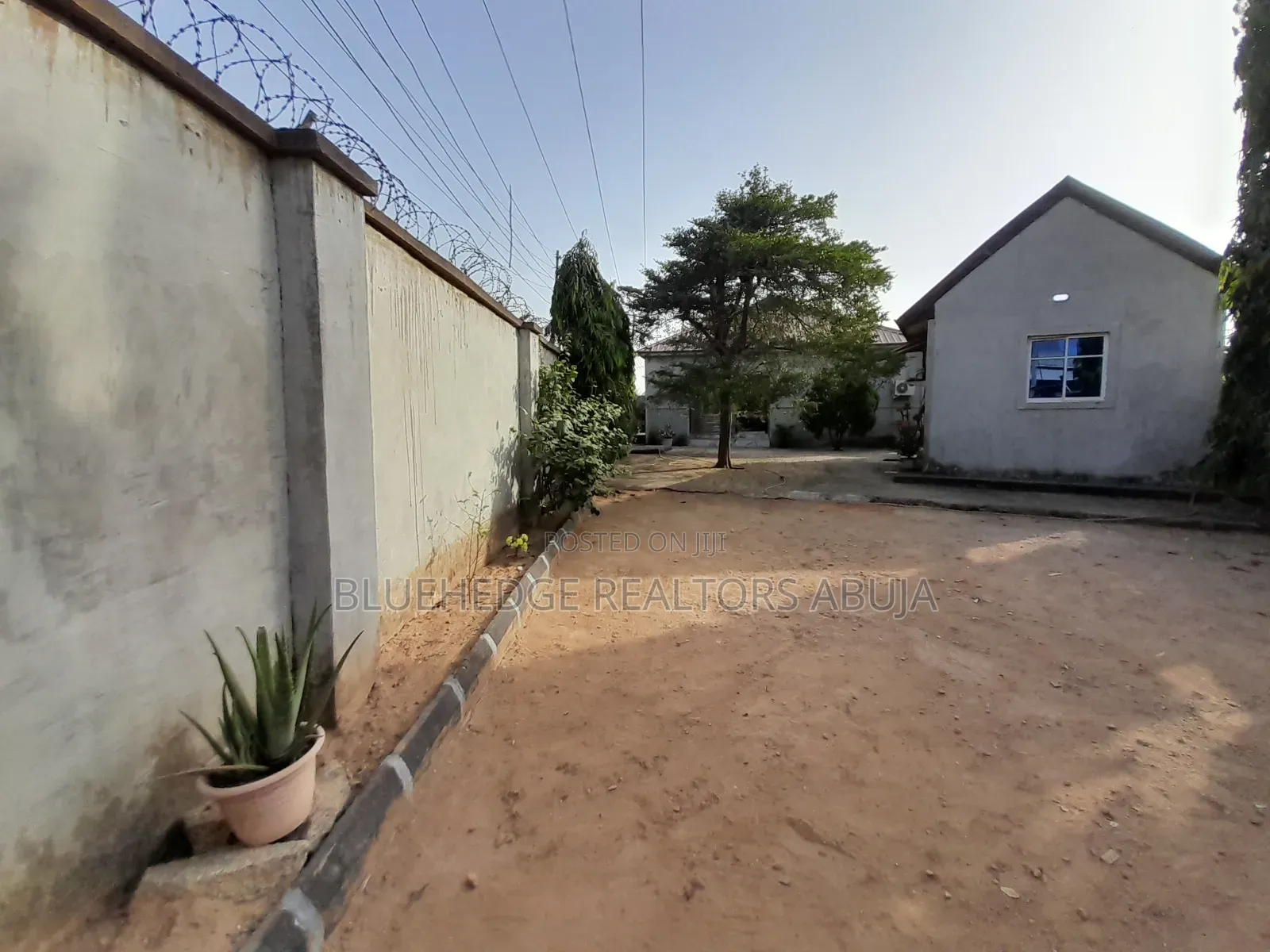 2bdrm Bungalow in Estate, Kubwa for sale in Kubwa