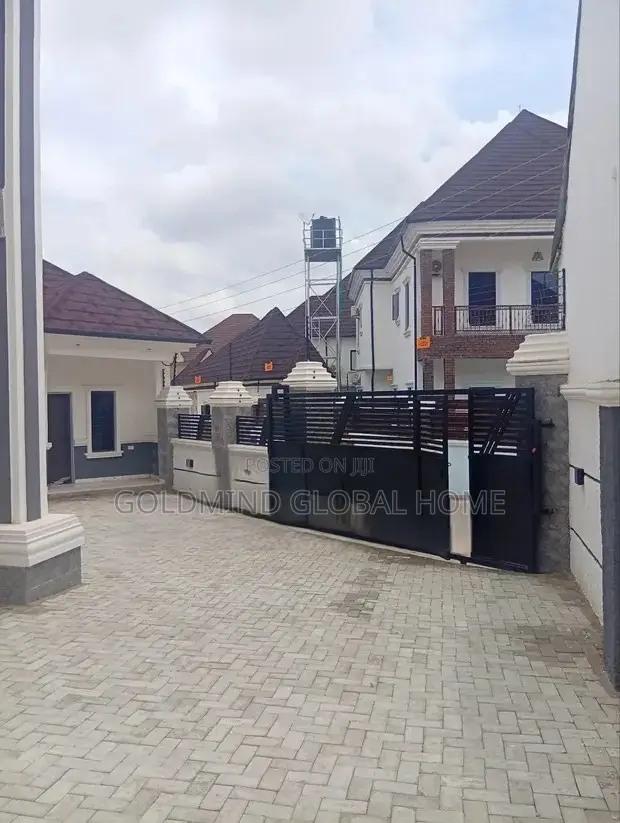 4bdrm Duplex in Best Estate, Sabon Lugbe for sale in Sabon Lugbe