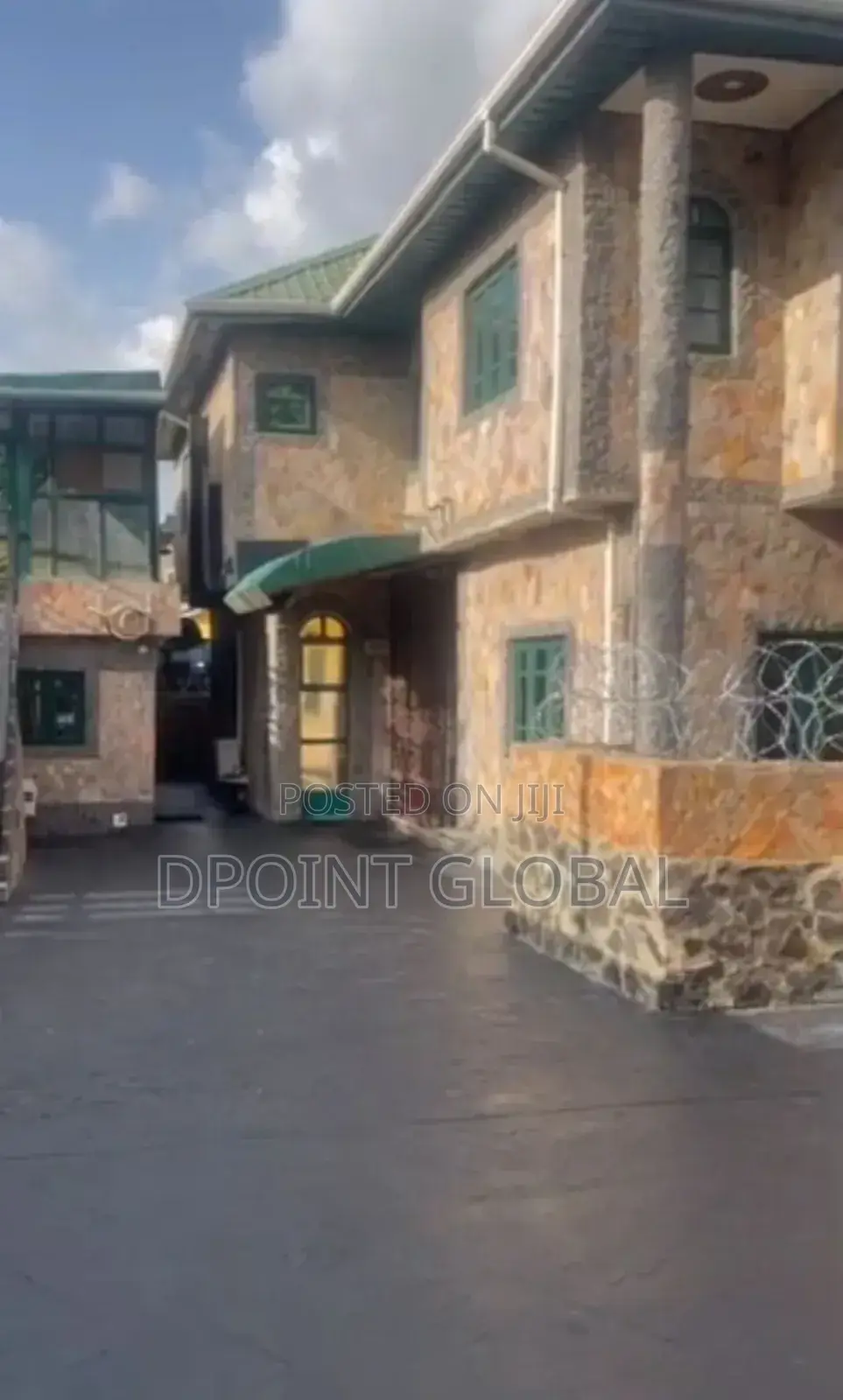 10bdrm Duplex in Shasha, Egbeda for sale in Egbeda