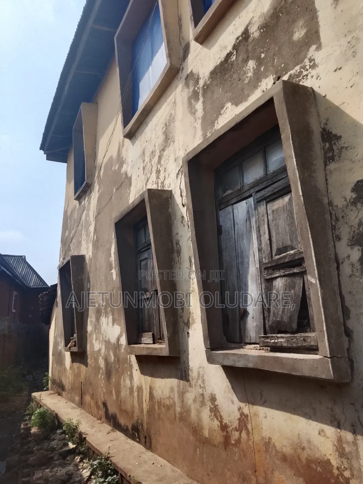 6bdrm House in Isato Ado Ekiti for sale in Ado Ekiti