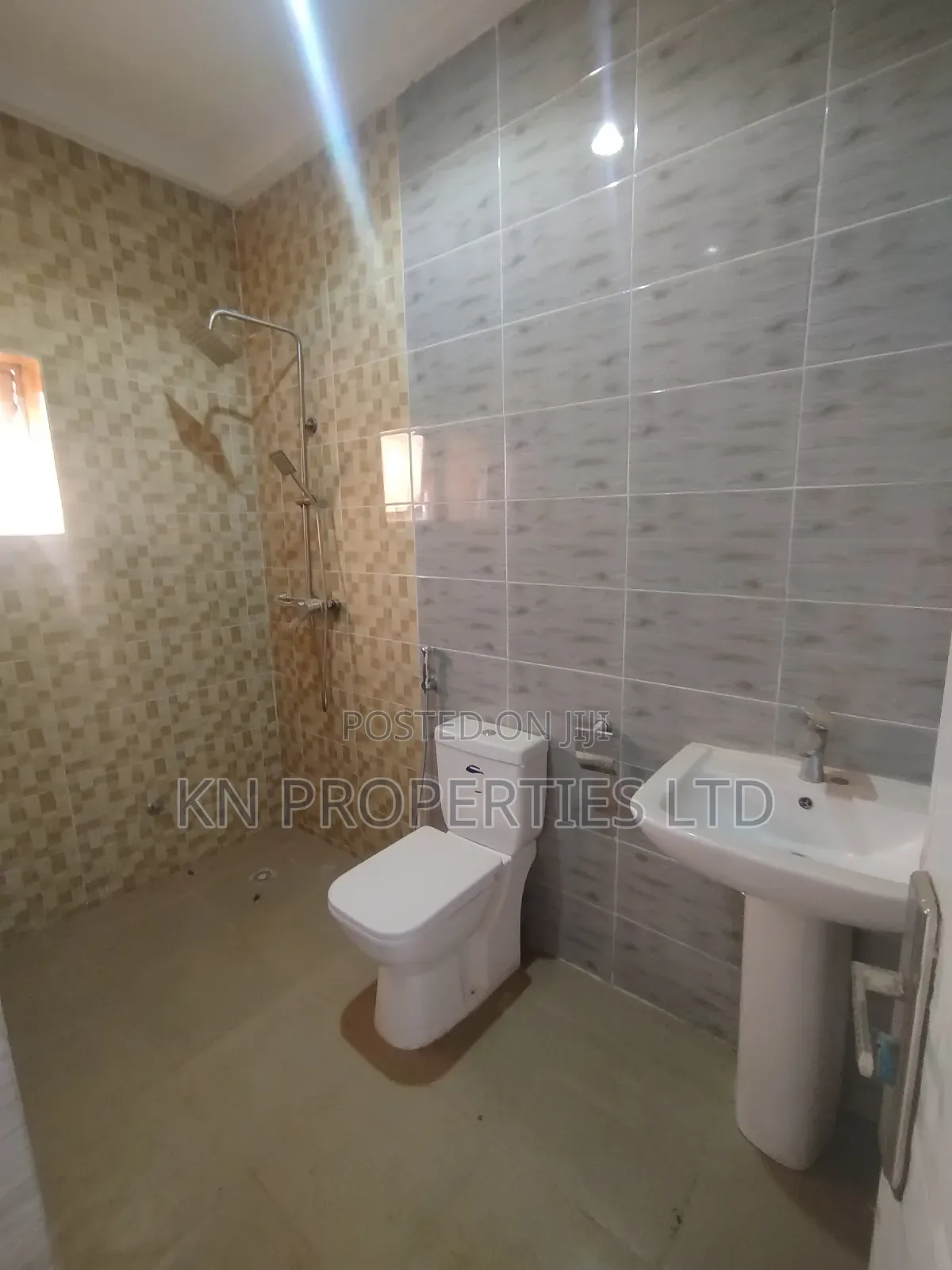 4bdrm Block of Flats in Wuye Dakibiu for rent in Wuye