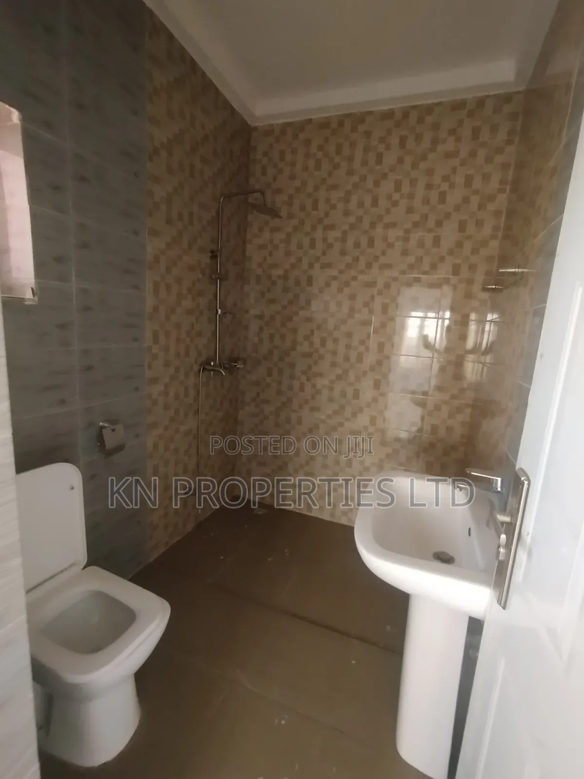 4bdrm Block of Flats in Wuye Dakibiu for rent in Wuye