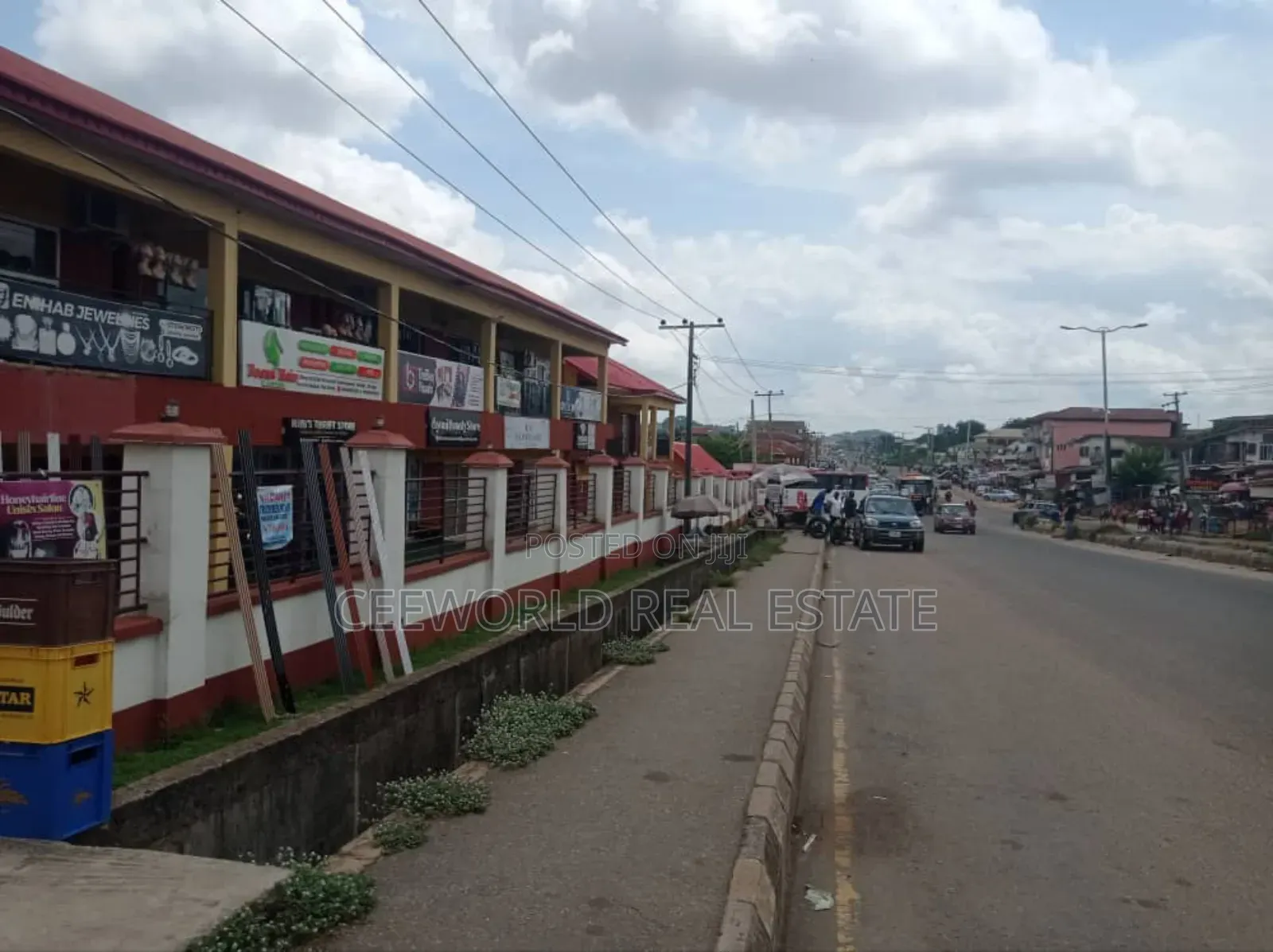 Open Plan Office Space in Eleyele