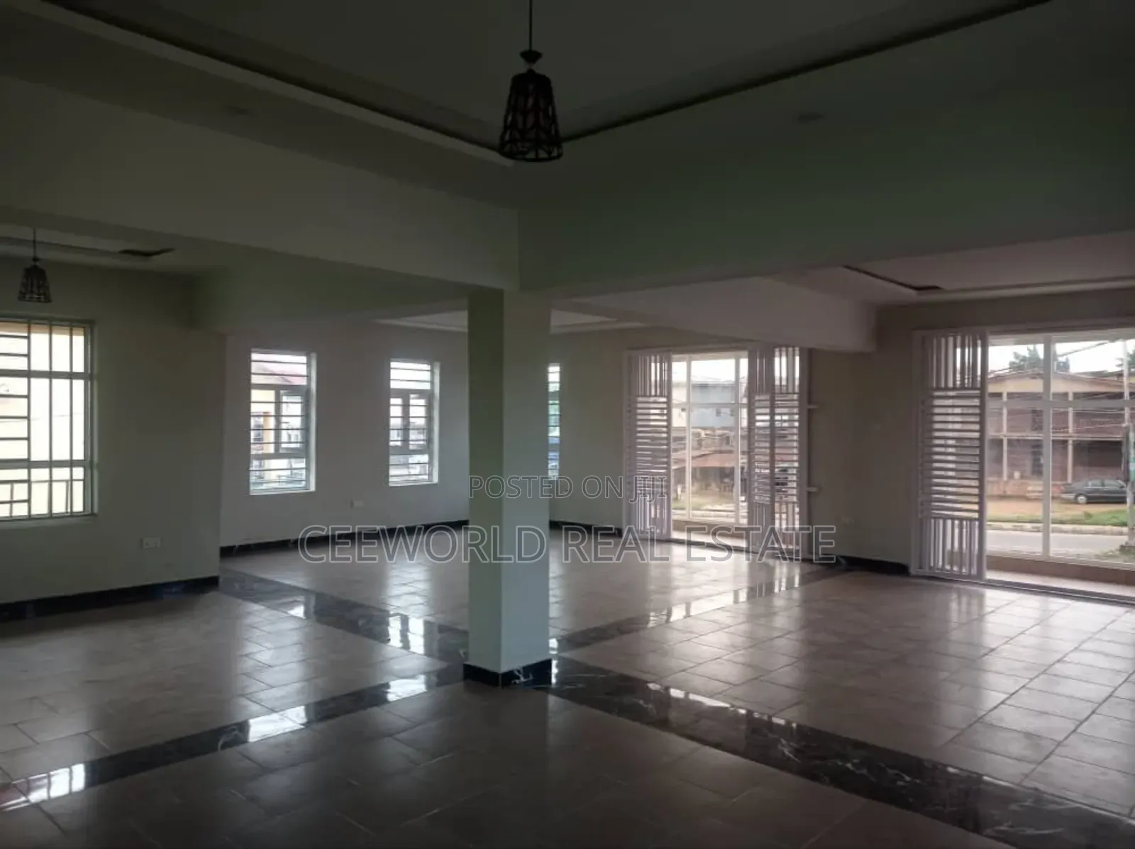 Open Plan Office Space in Eleyele