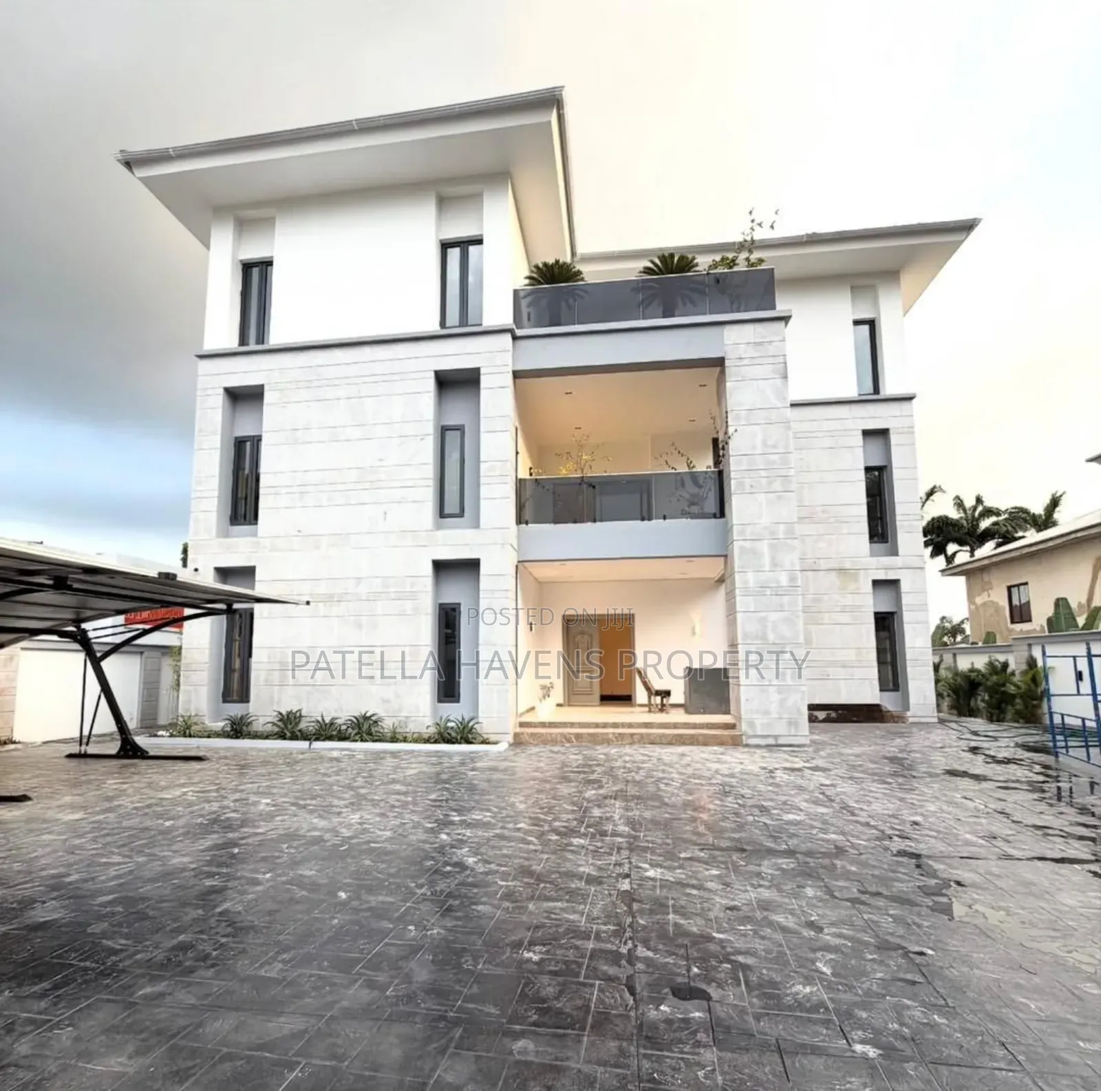 7bdrm Duplex in Maitama for sale in Maitama