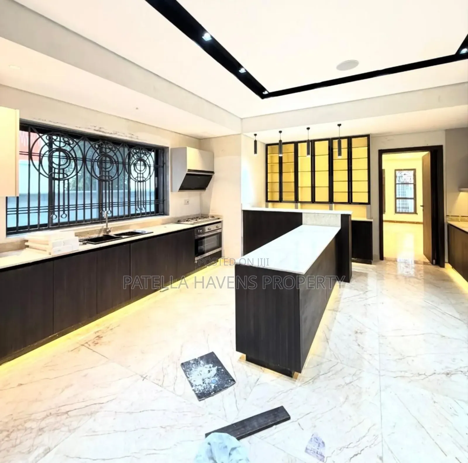 7bdrm Duplex in Maitama for sale in Maitama