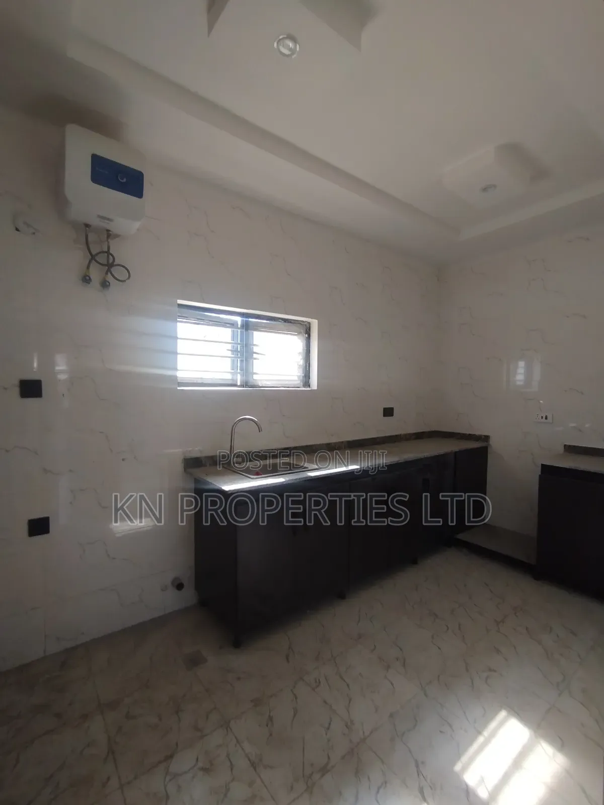 2bdrm Block of Flats in Wuye Dakibiu for rent in Wuye