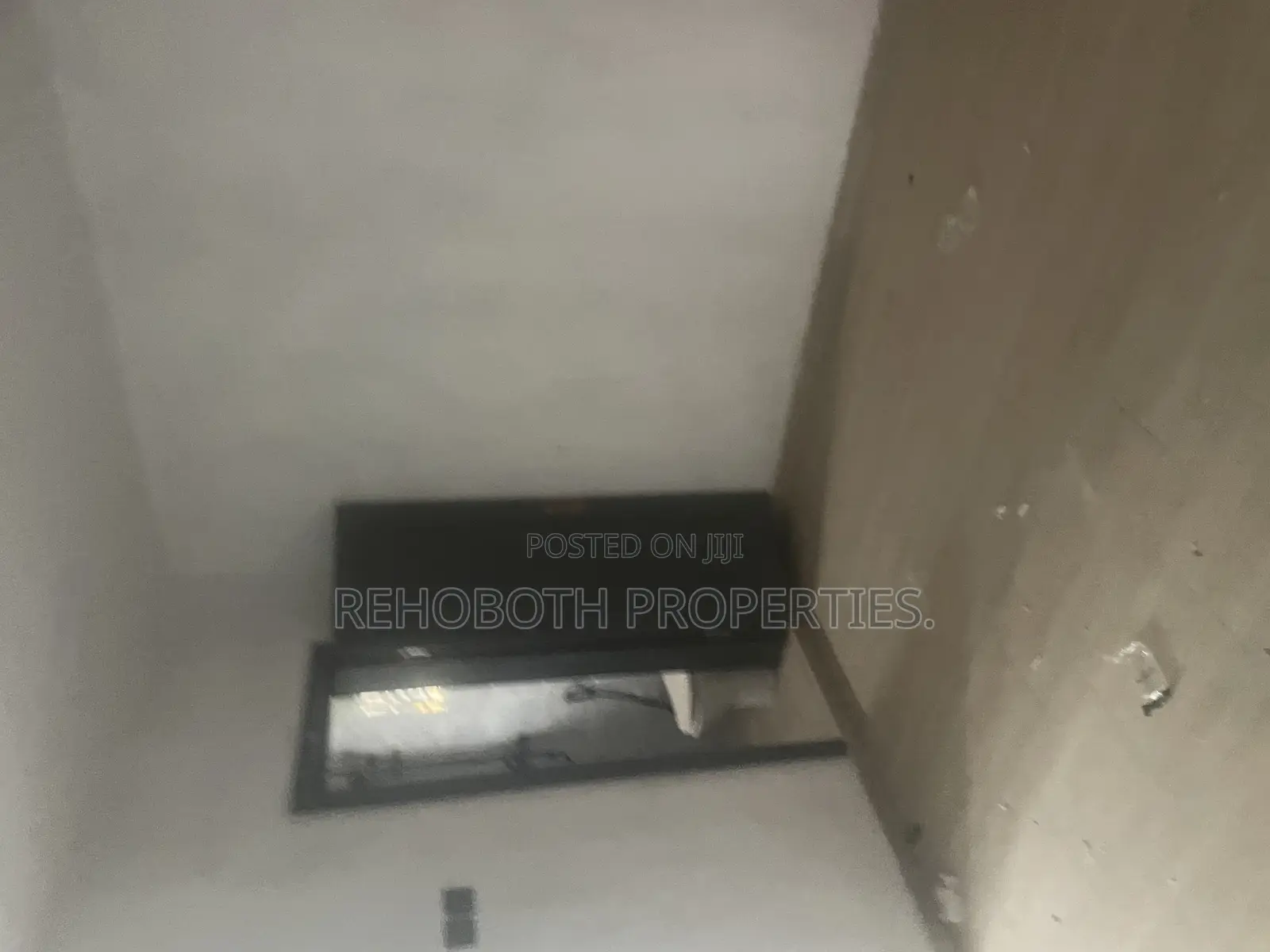 4bdrm Duplex in Jericho for rent in Jericho