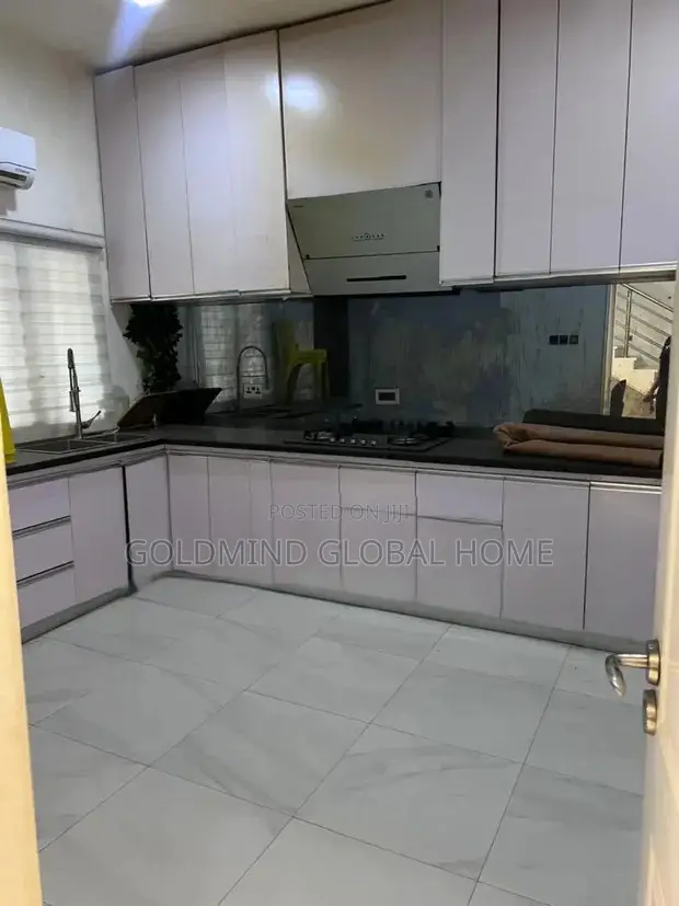 6bdrm Duplex in Lugbe, FHA for sale in FHA