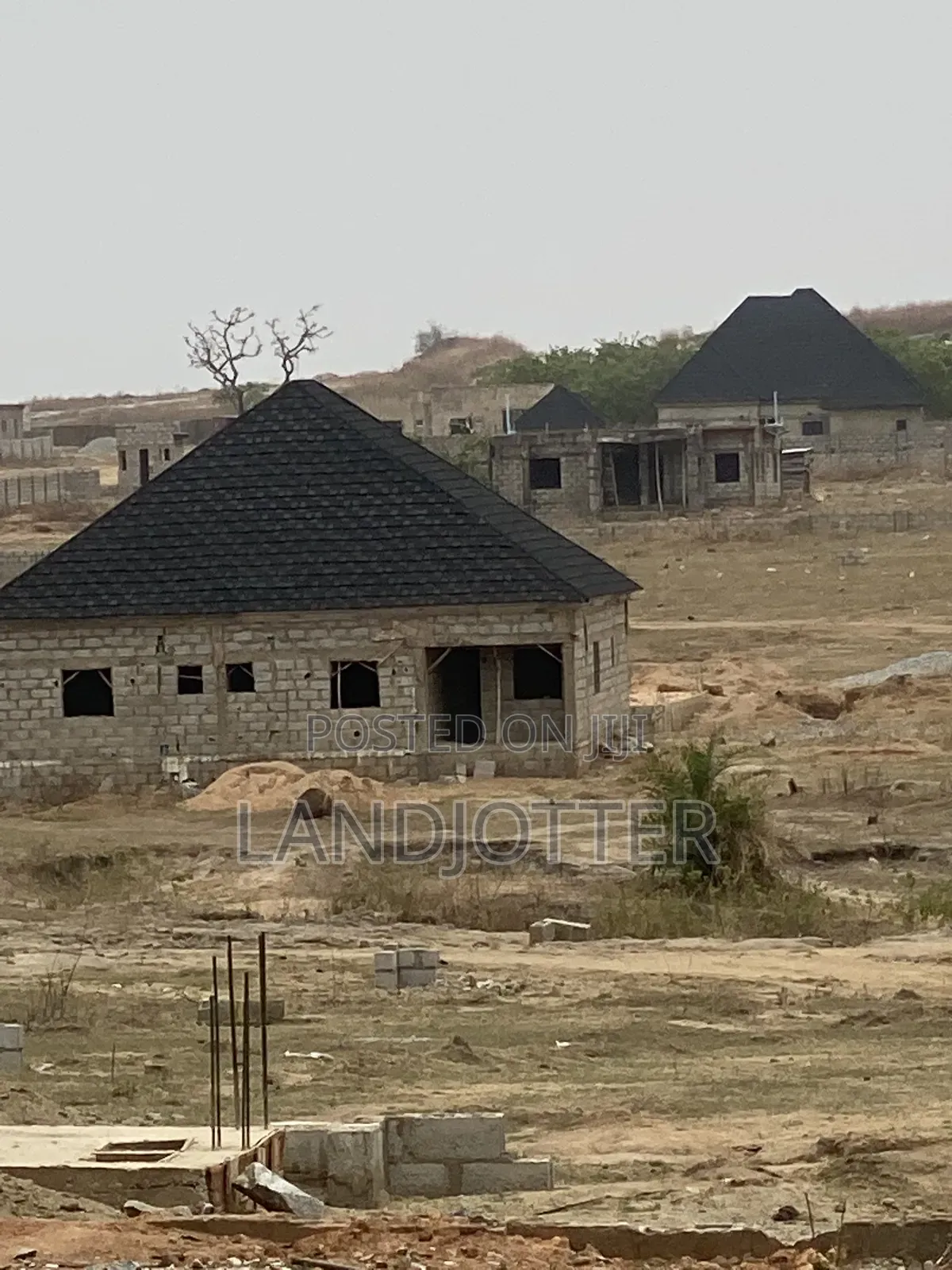 Karasana 250sqm in Karsana