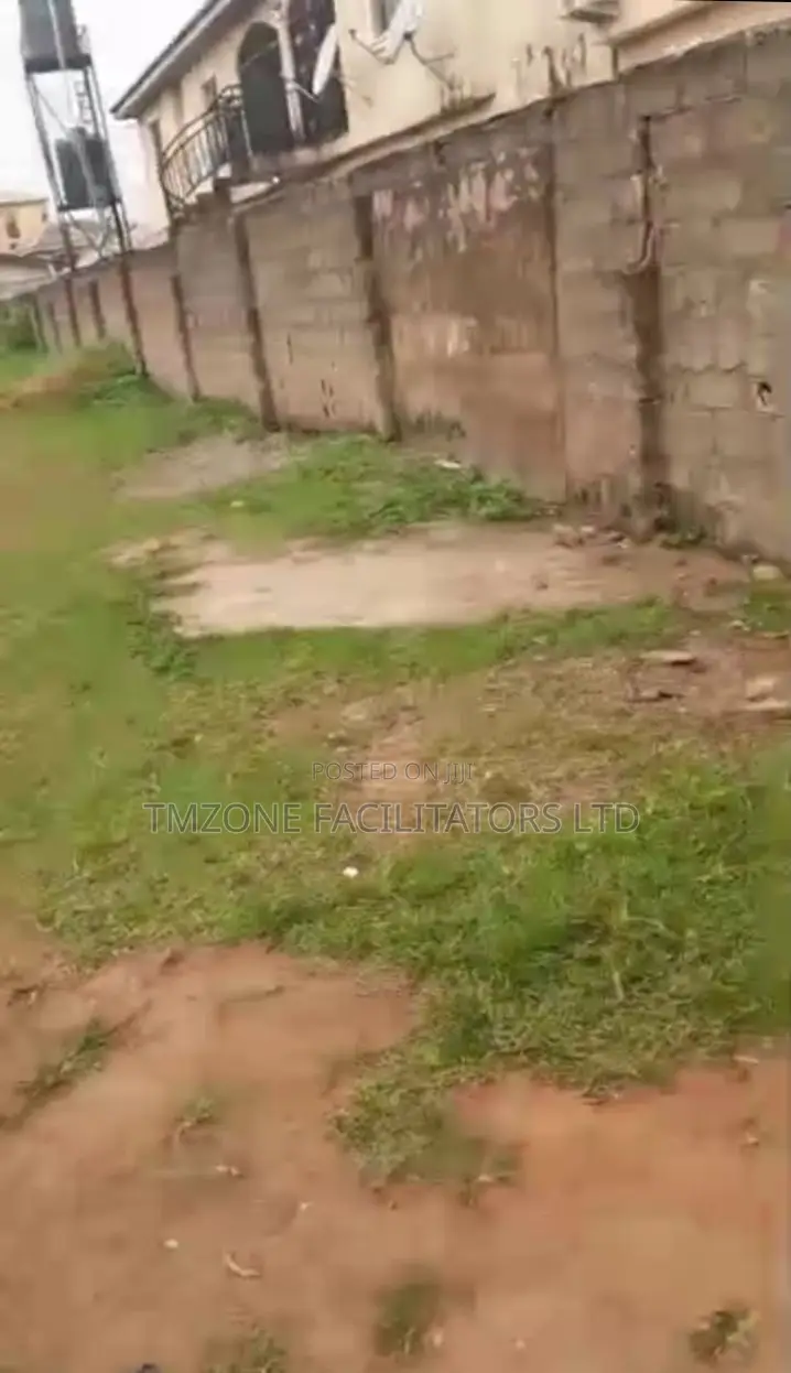 A Full Plot of Land With School Structure in Shasha