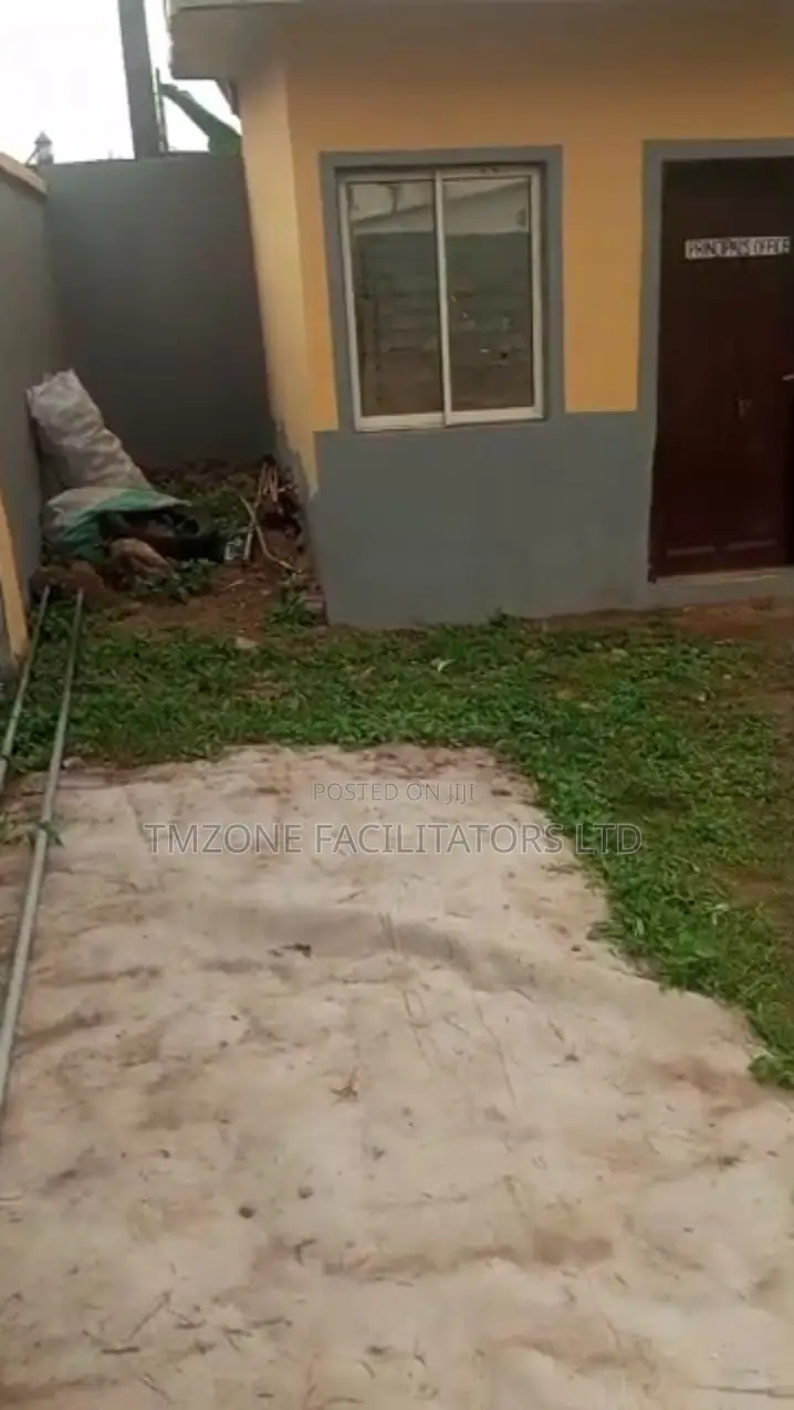A Full Plot of Land With School Structure in Shasha