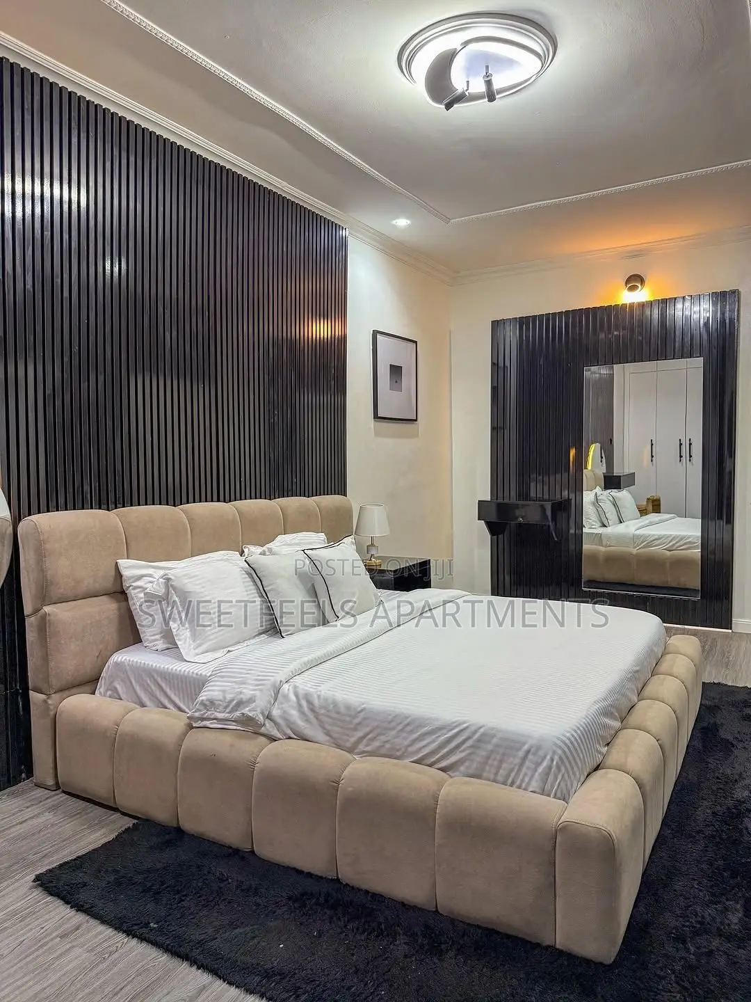 2 Bedroom Cozy Apartment With Private Cinema in Banana Island