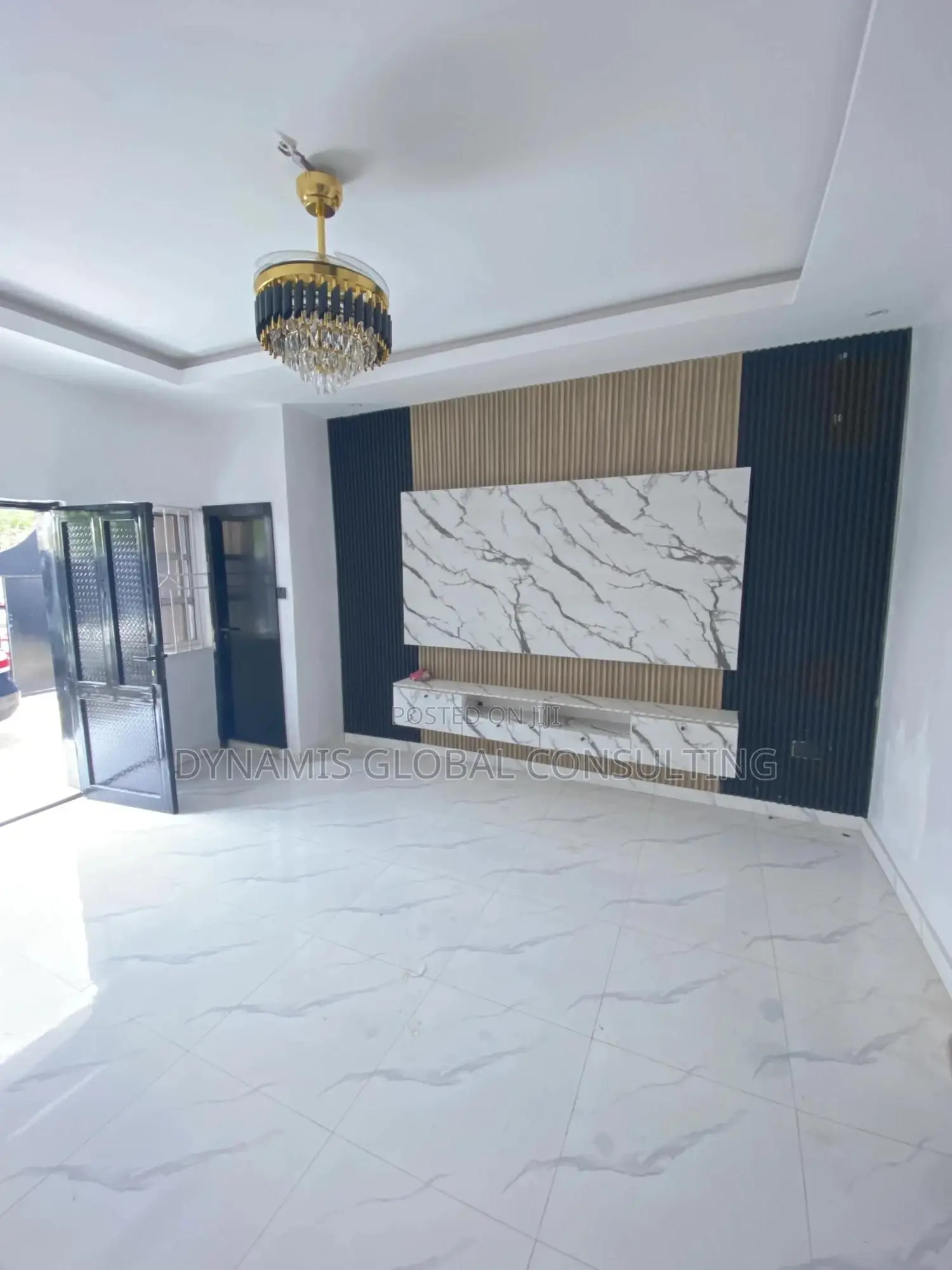 Furnished 3bdrm Block of Flats in Avoseh Zone, GRA Phase 1 for rent in GRA Phase 1