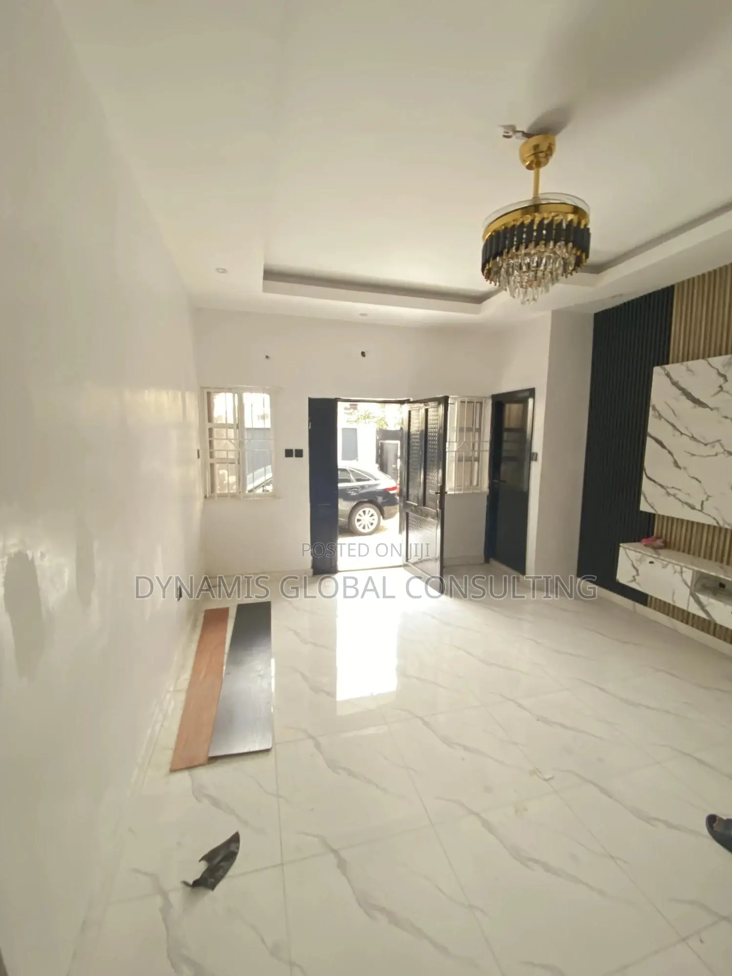 Furnished 3bdrm Block of Flats in Avoseh Zone, GRA Phase 1 for rent in GRA Phase 1