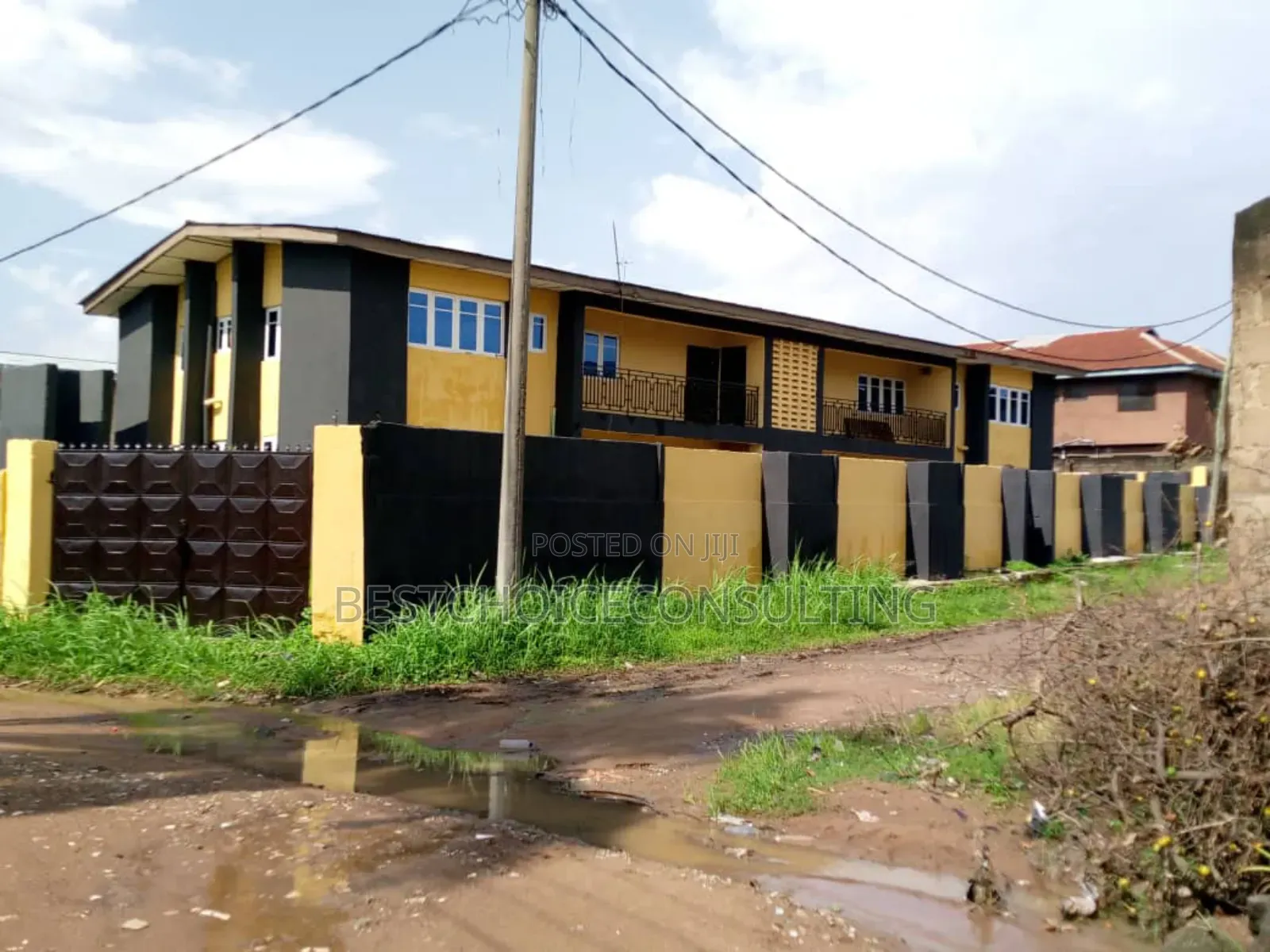3bdrm Block of Flats in Nnpc Apata, Ibadan for sale in Ibadan