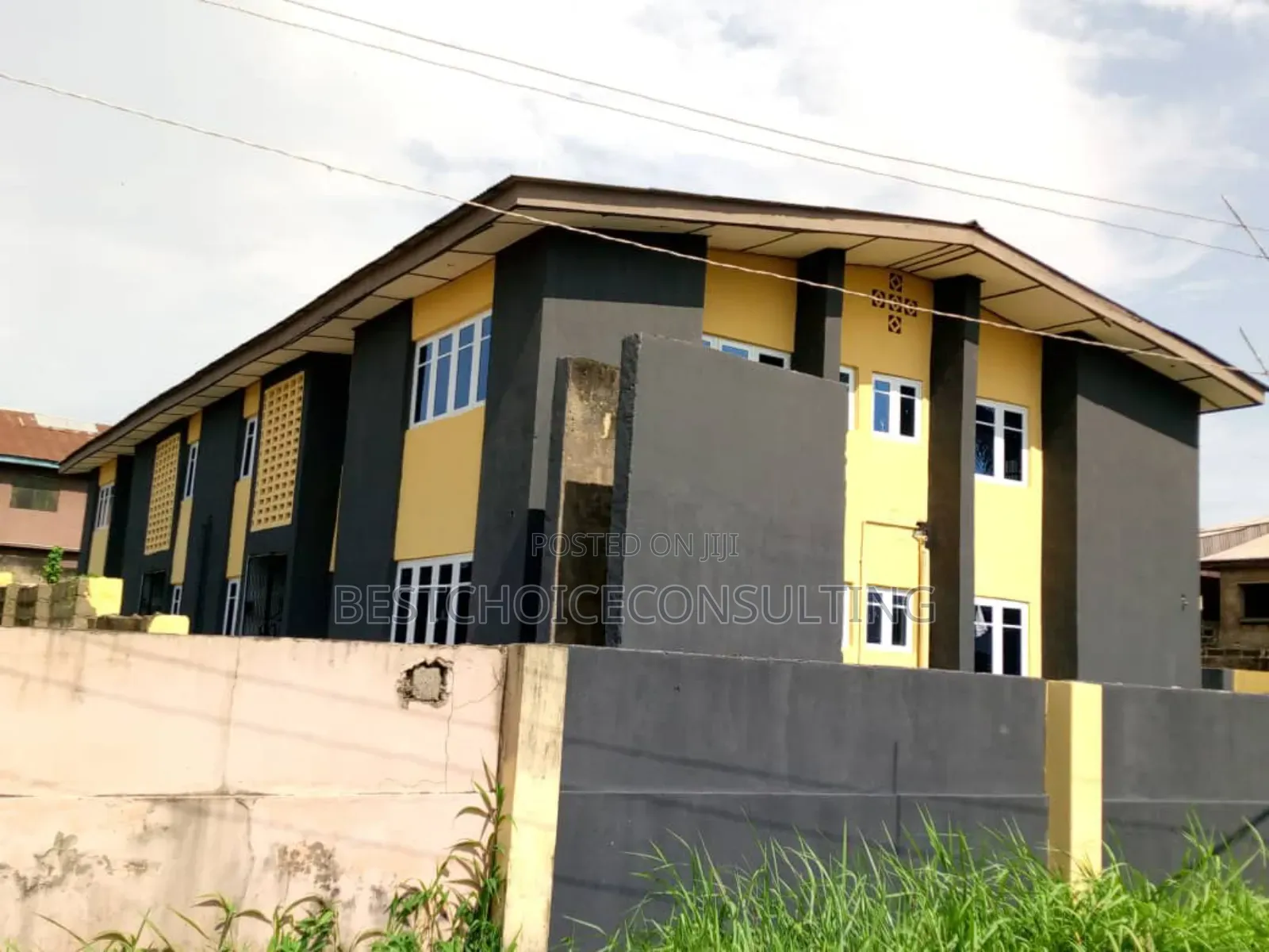3bdrm Block of Flats in Nnpc Apata, Ibadan for sale in Ibadan