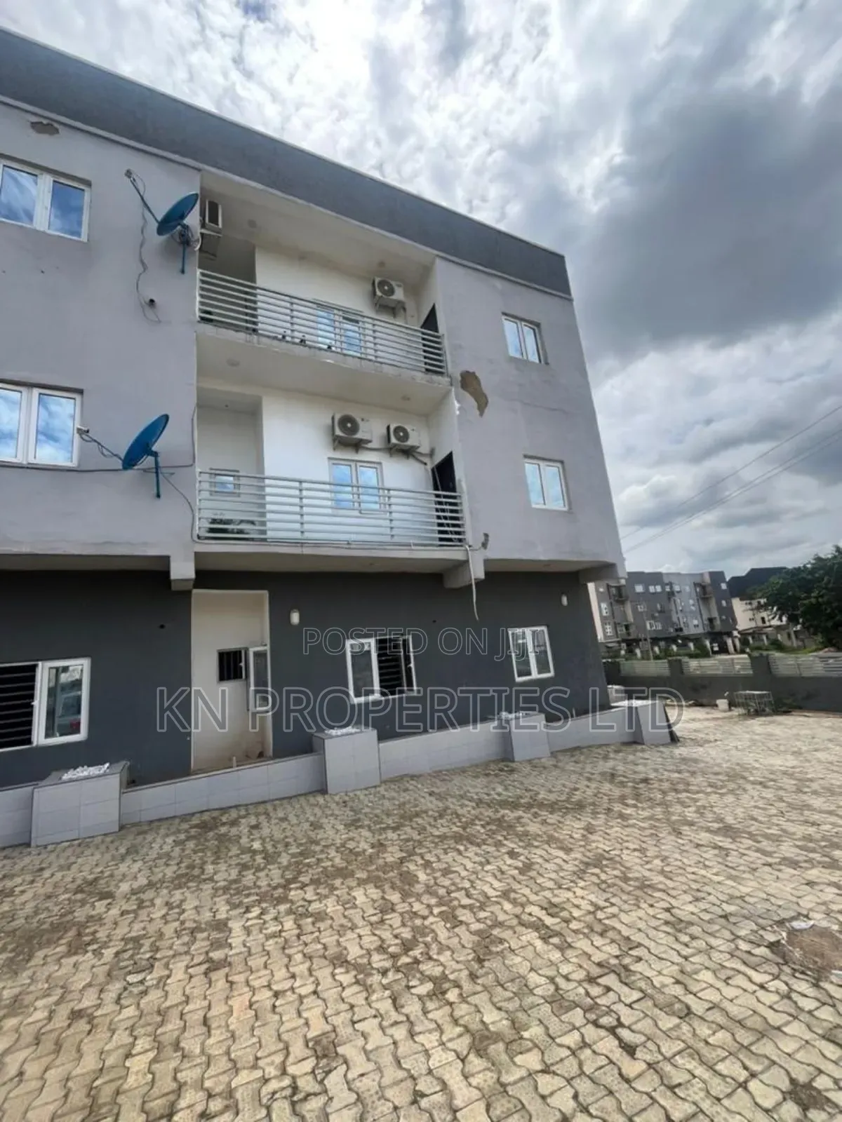 3bdrm Apartment in Wuye Dakibiyu for sale in Wuye