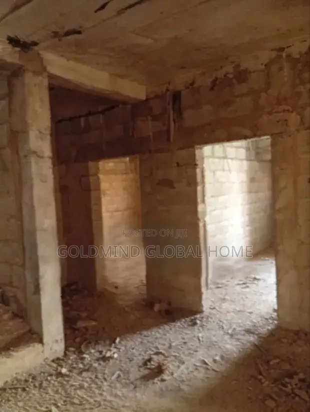 4bdrm Duplex In Lugbe, Fha For Sale in FHA