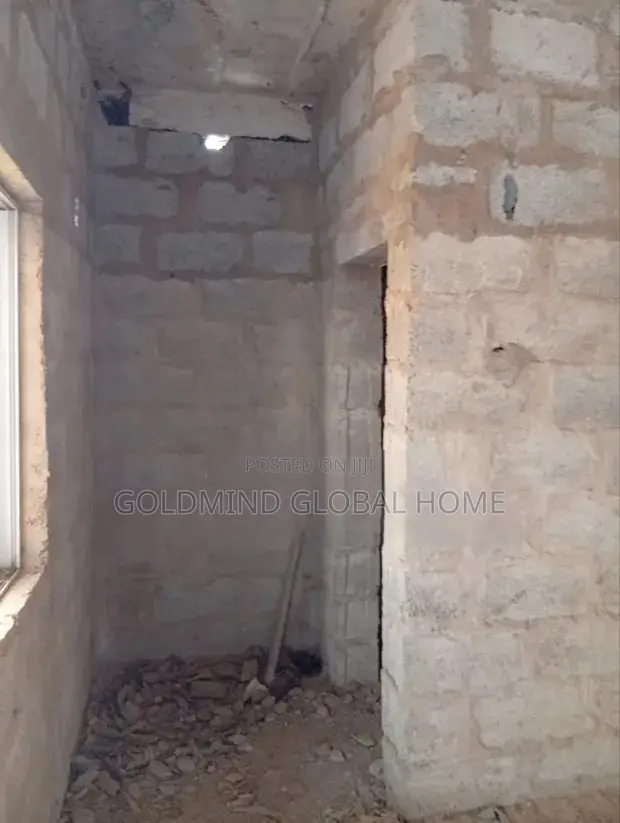 4bdrm Duplex In Lugbe, Fha For Sale in FHA