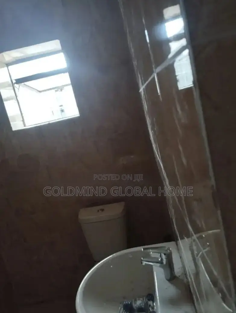 2bdrm Block of Flats in Dakibiyu for sale in Dakibiyu