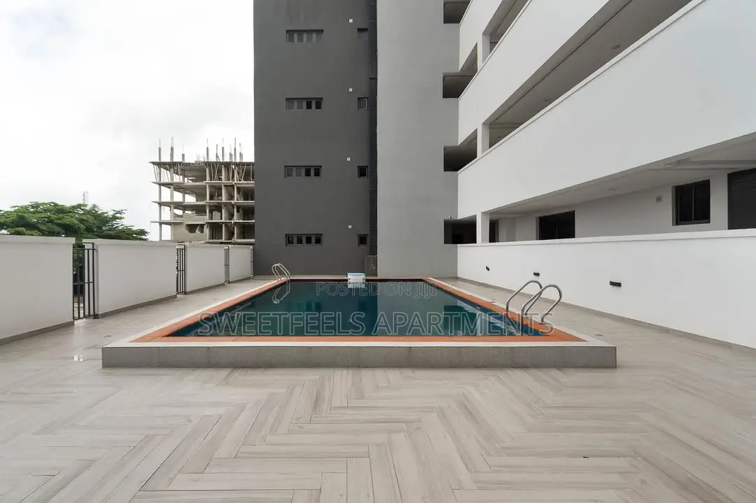 3 Bedroom Apartment a Minute Away From Imax Cinema. in Lekki Phase 1