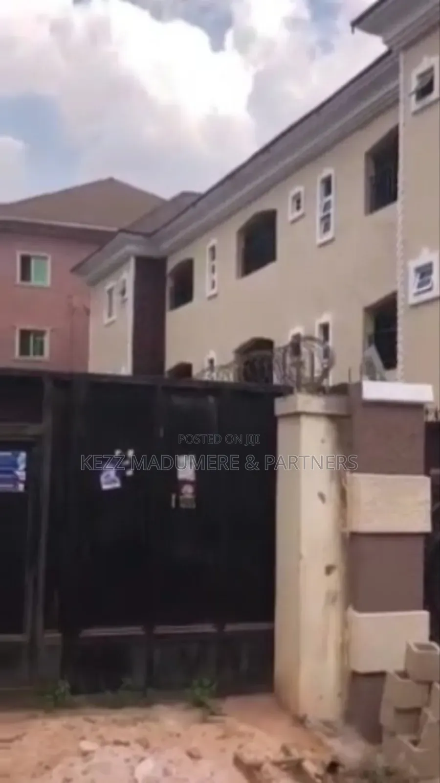 9bdrm Block of Flats in New Heaven Extension for sale in Enugu