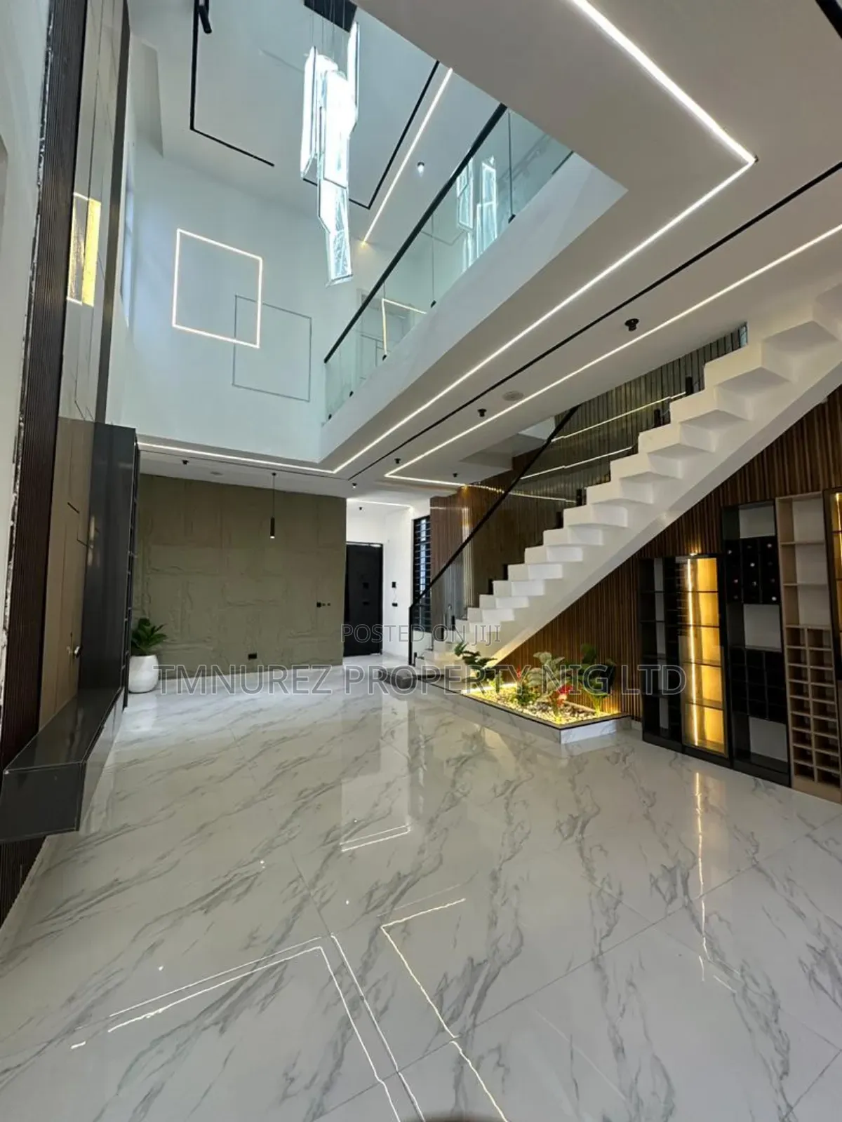 5bdrm Duplex in Aha Lekki, Ajah for sale in Ajah