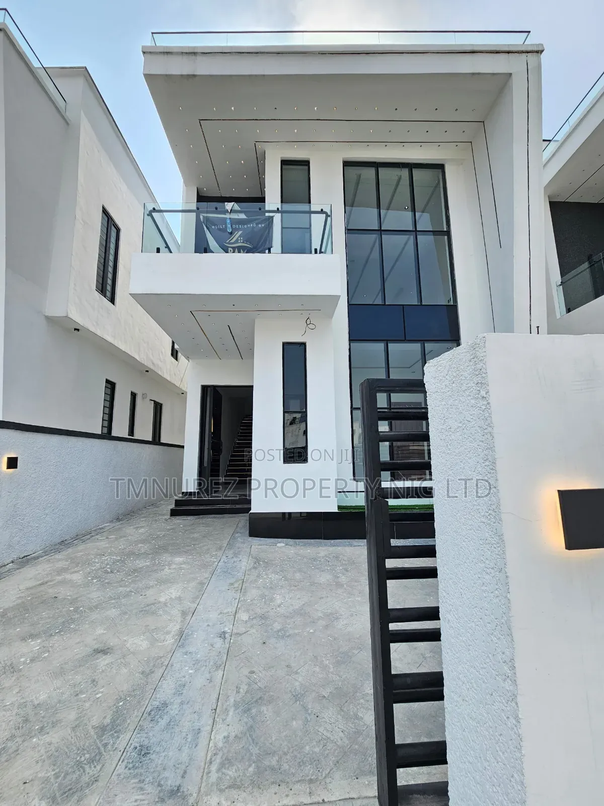 4bdrm Duplex in Ajah Lekki for sale in Ajah