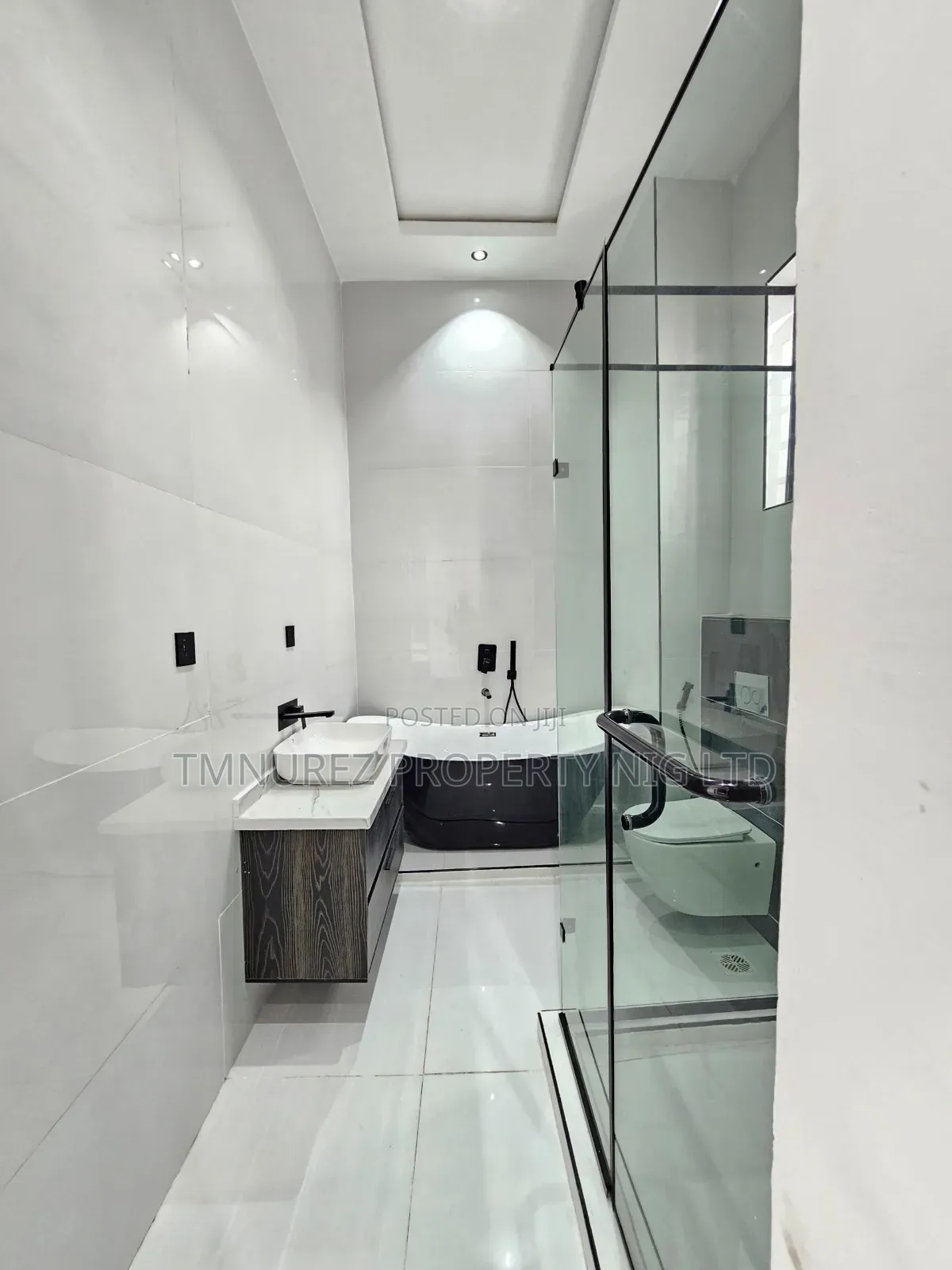 4bdrm Duplex in Ajah Lekki for sale in Ajah
