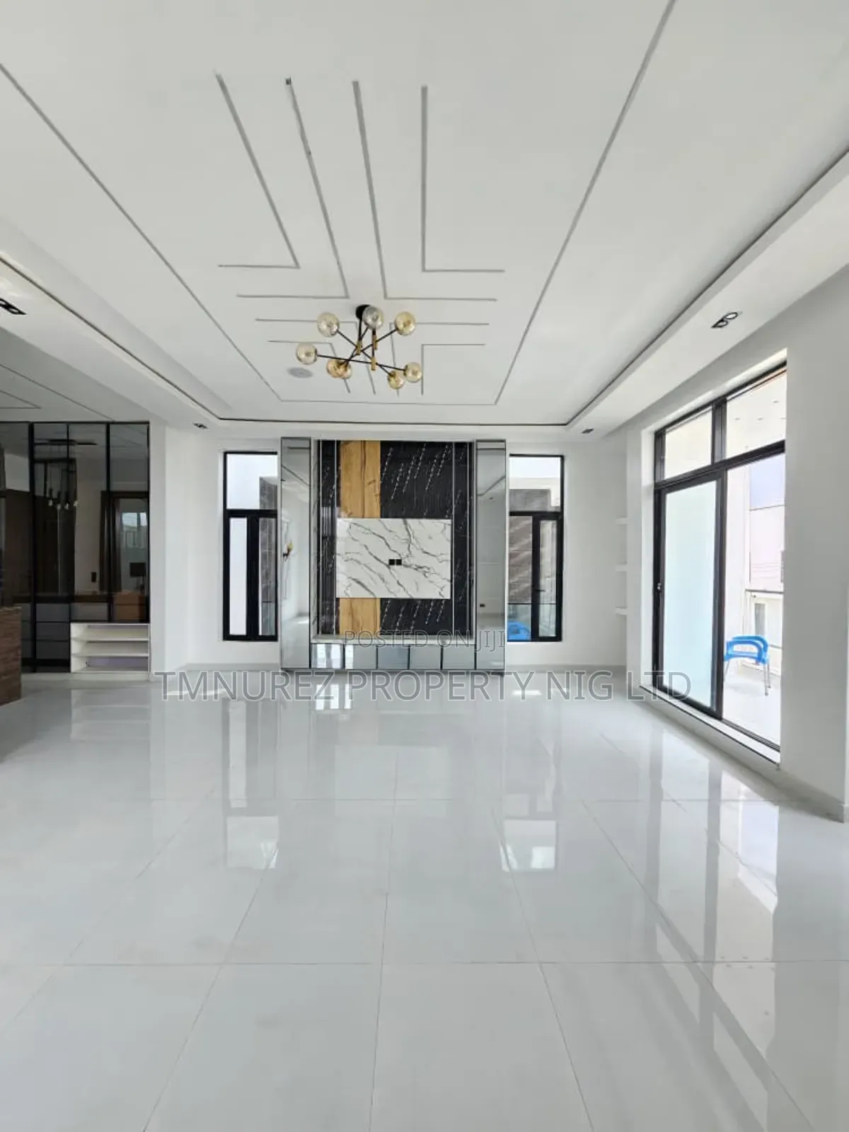 5bdrm Duplex in Ajah Lekki for sale in Ajah