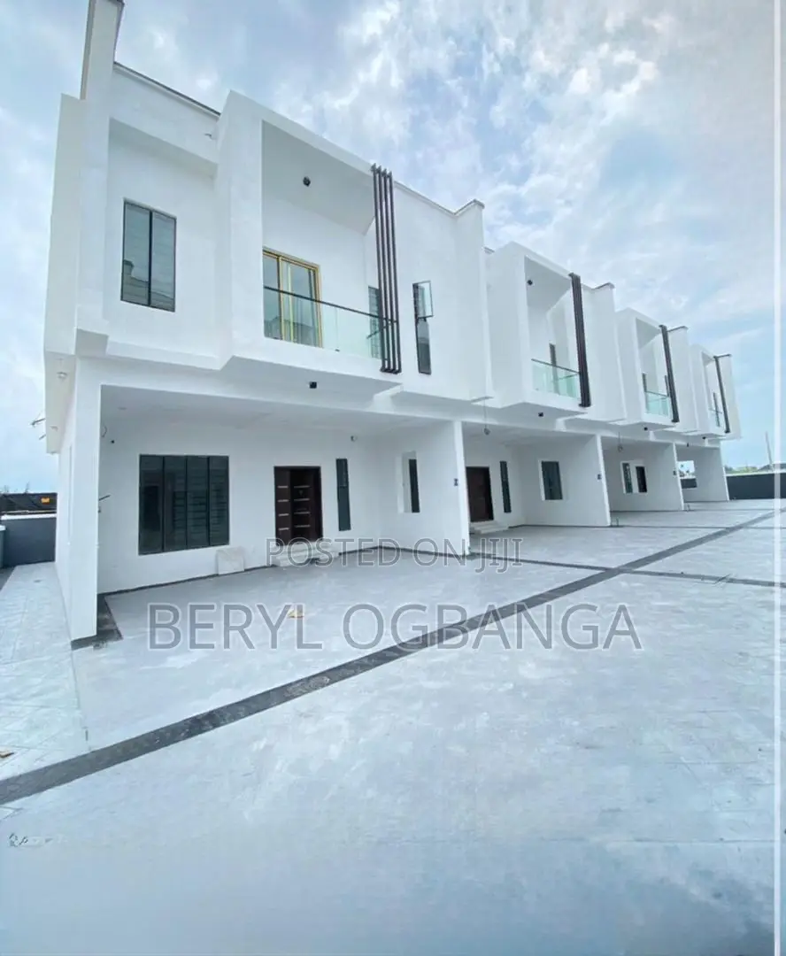 4bdrm Duplex in Lekki Phase 2 for rent in Lekki Phase 2