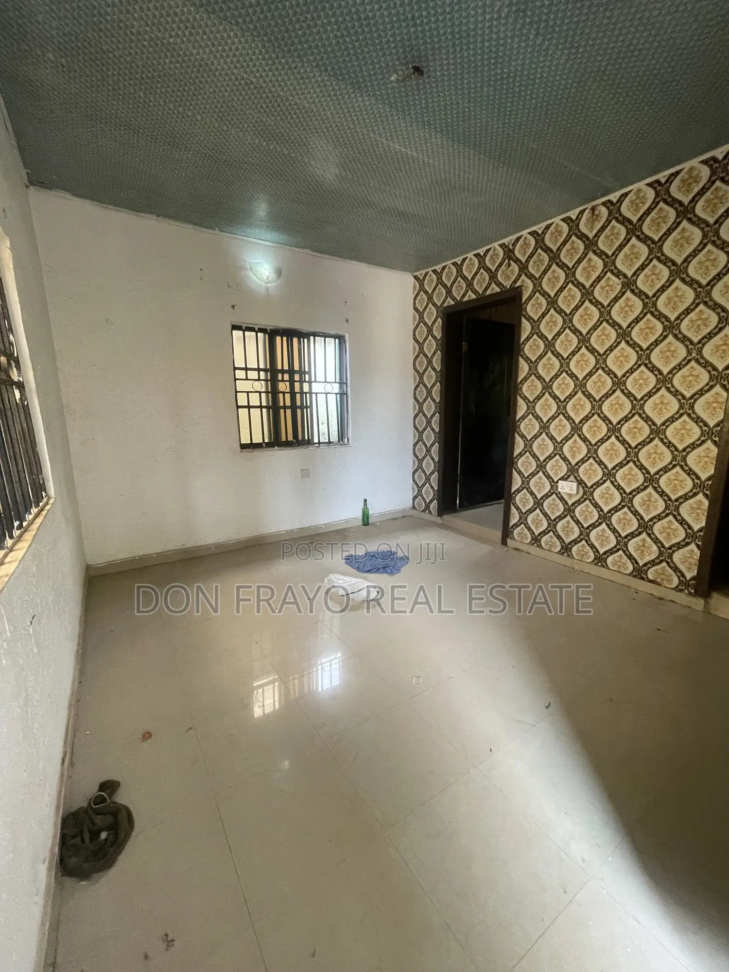 6bdrm Bungalow in Fastac Elewuro, Akobo for sale in Akobo