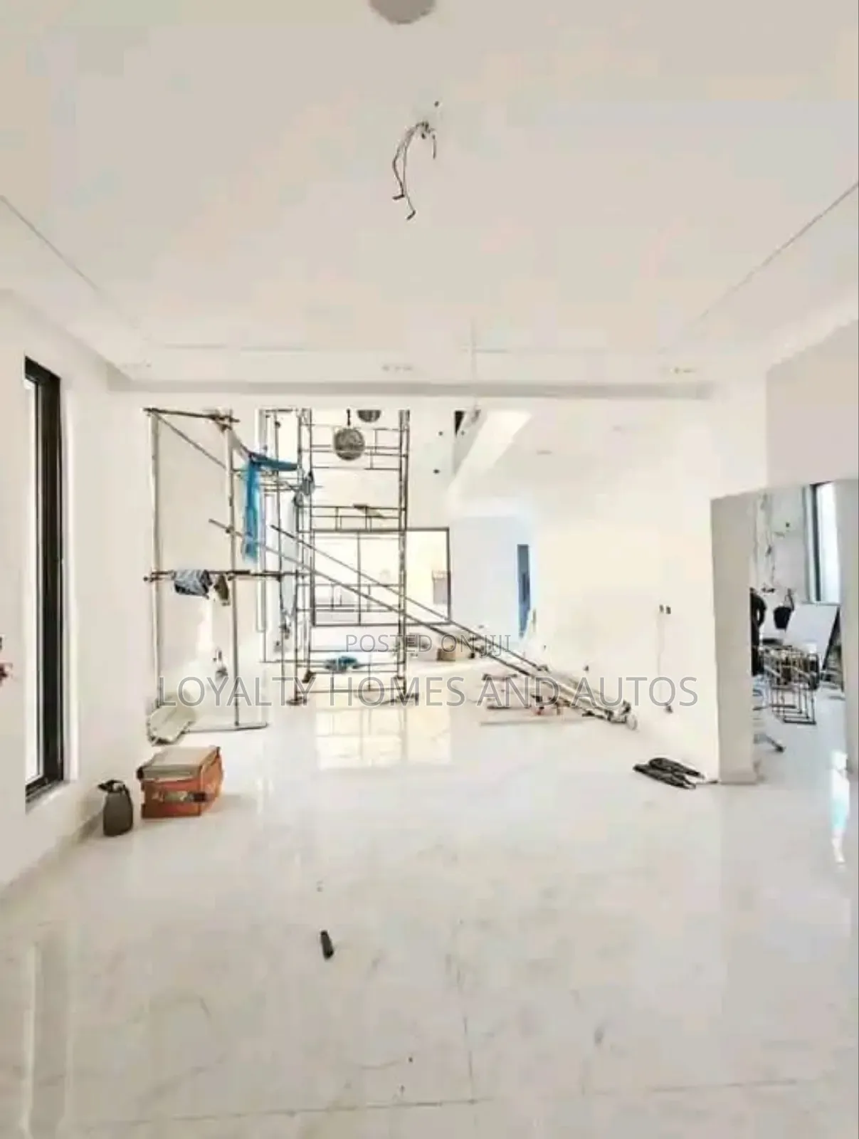 Furnished 6bdrm Duplex in Osapa london for sale in Osapa london