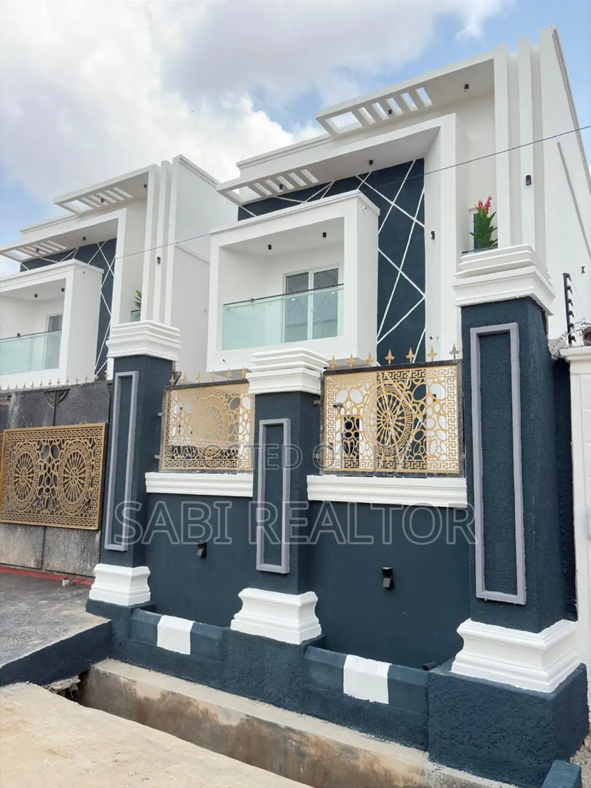 Furnished 7bdrm Duplex in Amazing Grace, New Oko Oba for sale in New Oko Oba