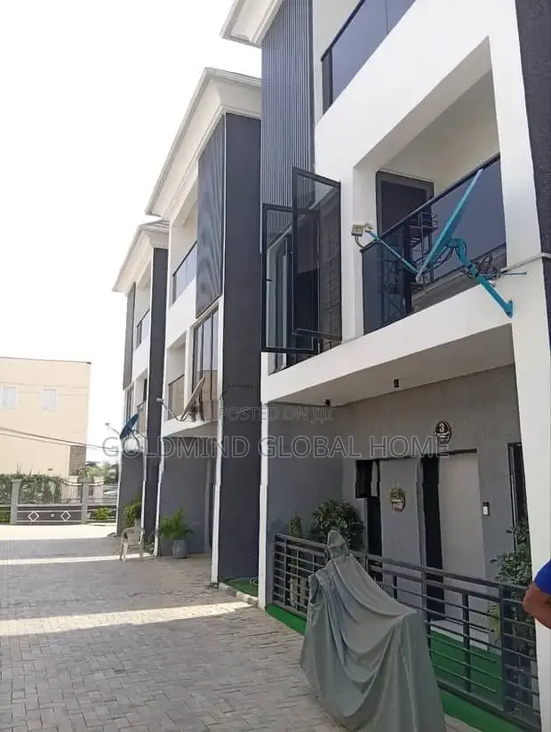 4bdrm Townhouse/Terrace in Jabi for sale in Jabi