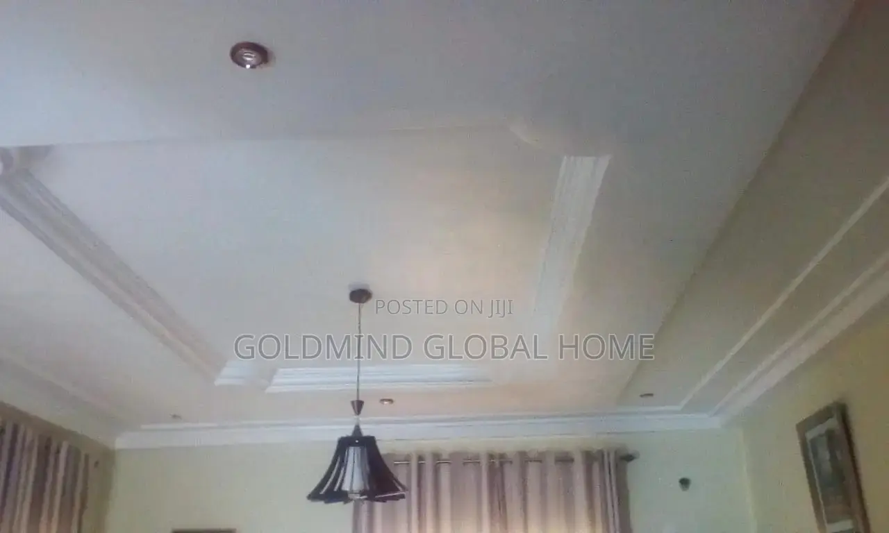 5bdrm Duplex in Apo Resettlement for sale in Apo Resettlement