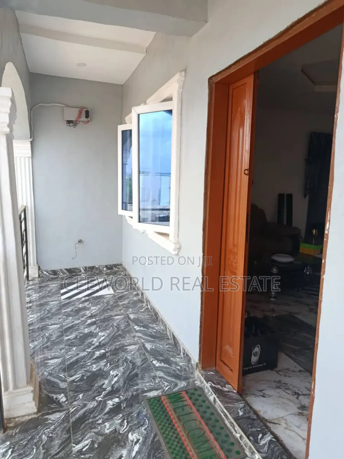 2bdrm Apartment in Ido Ologuneru for rent in Ologuneru