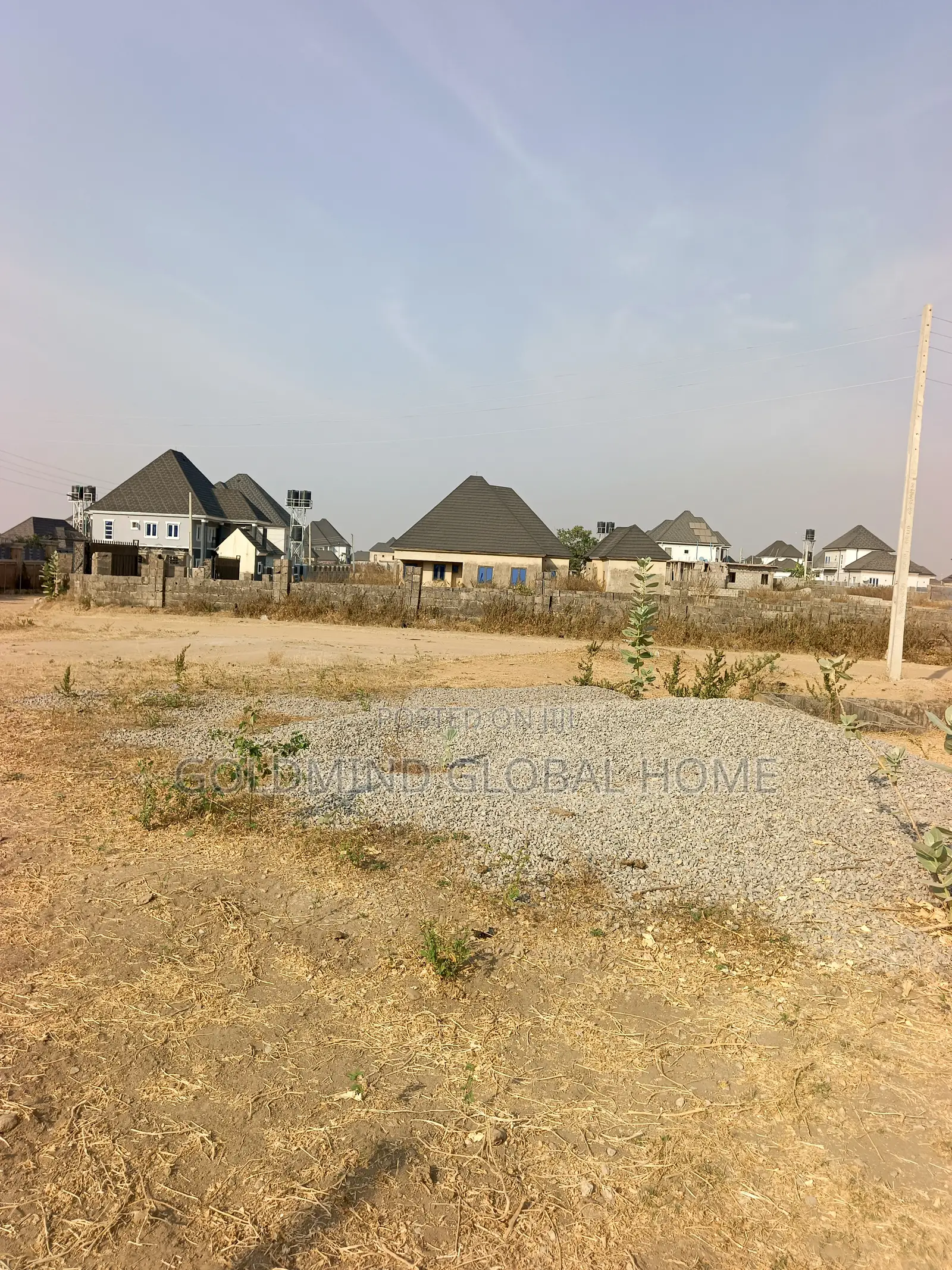 850 Square Meters of Land for Sale in Life Camp in Life Camp