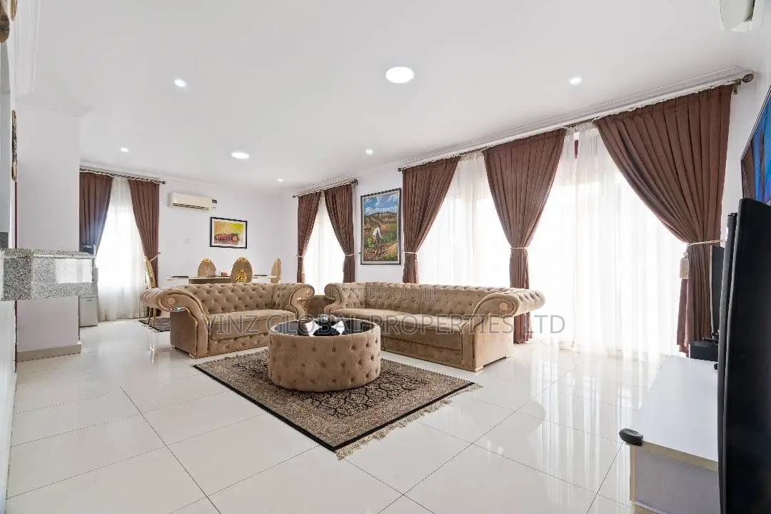 A Tastefully Furnished and Fully Equipped 3 Bedroom Penthouse in Lekki