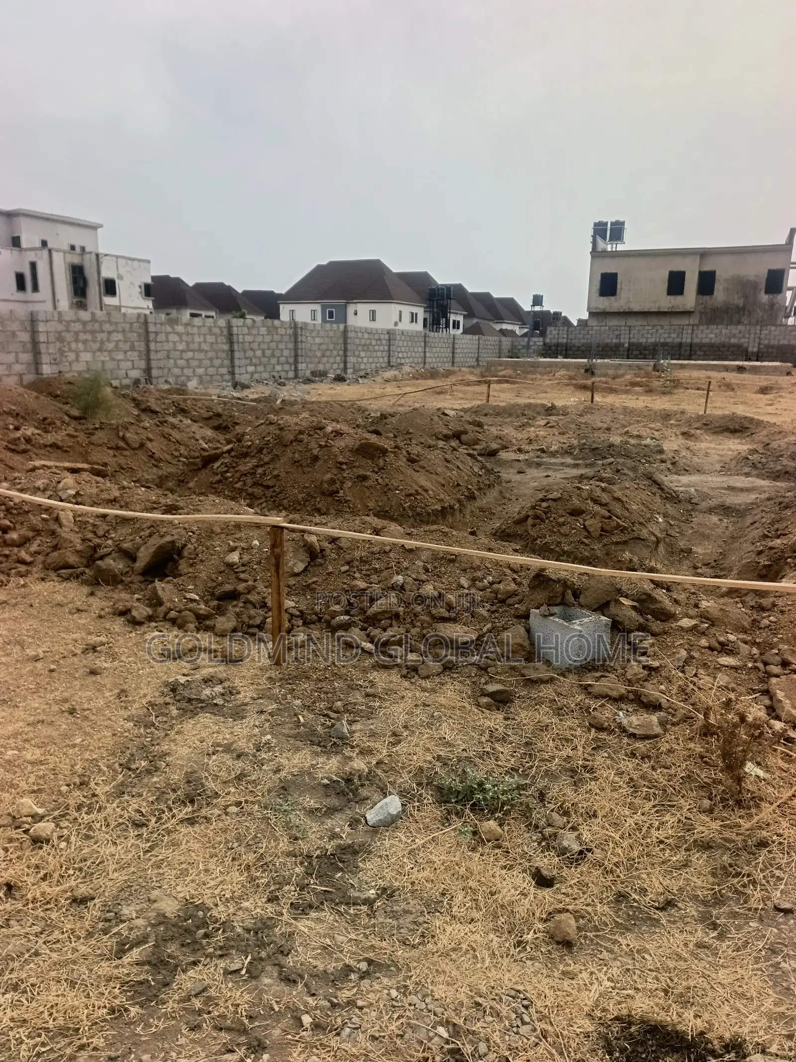 Estate Land 700 Square Metres for Sale in Gwarinpa in Life Camp