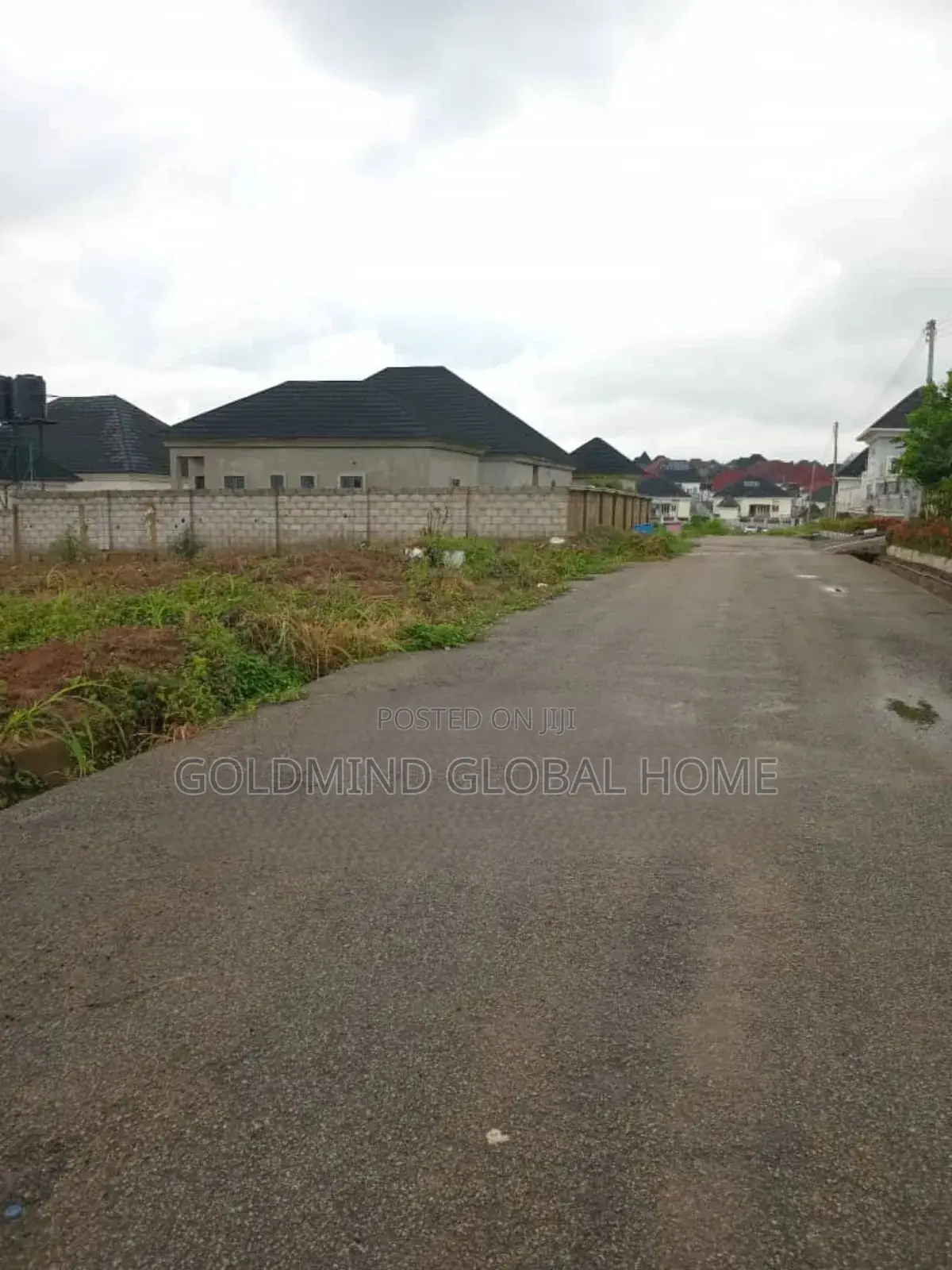 Estate Land 600 Square Metres for Sale in Gwarinpa in Life Camp